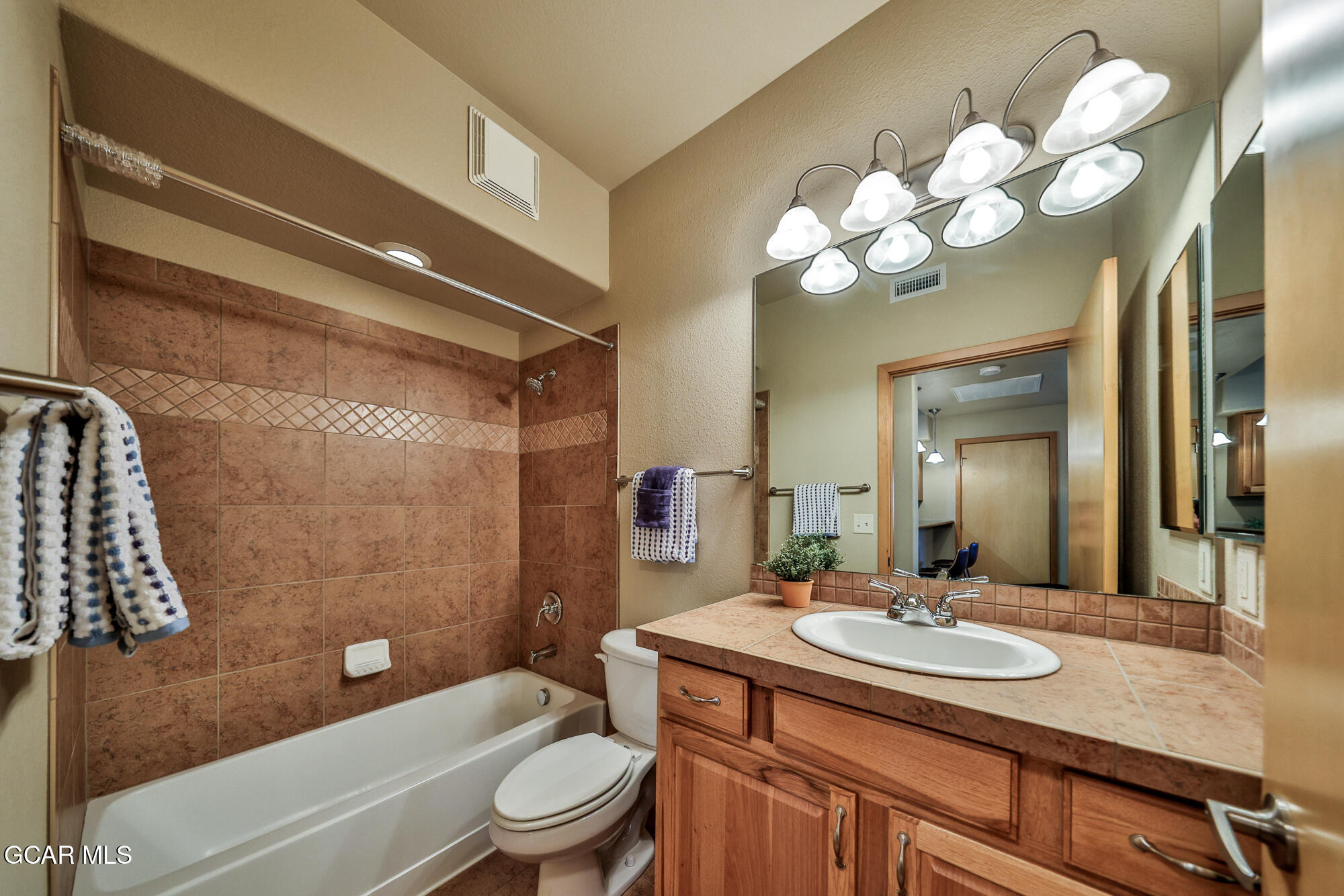 120 Sterling Loop 106