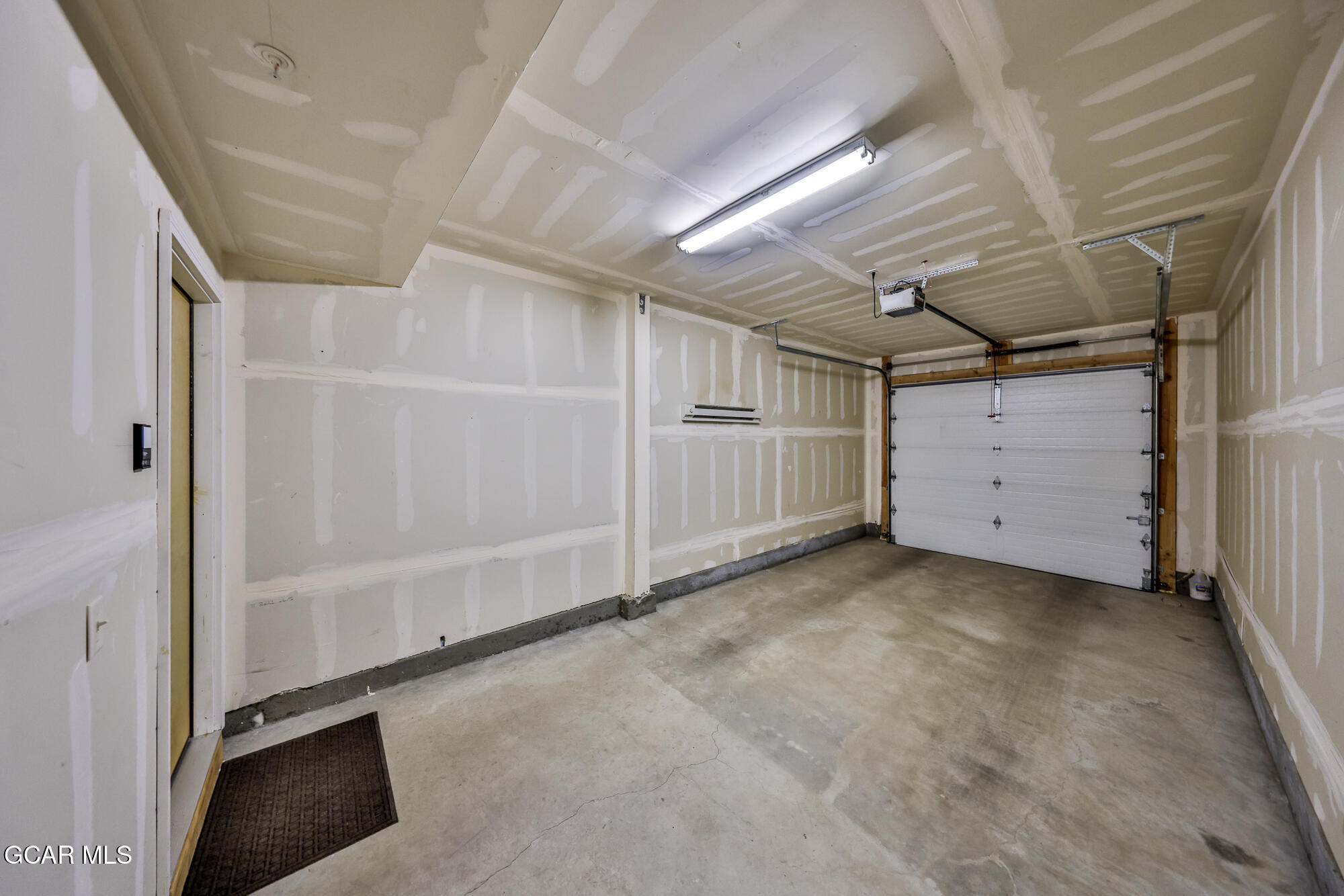 120 Sterling Loop 106