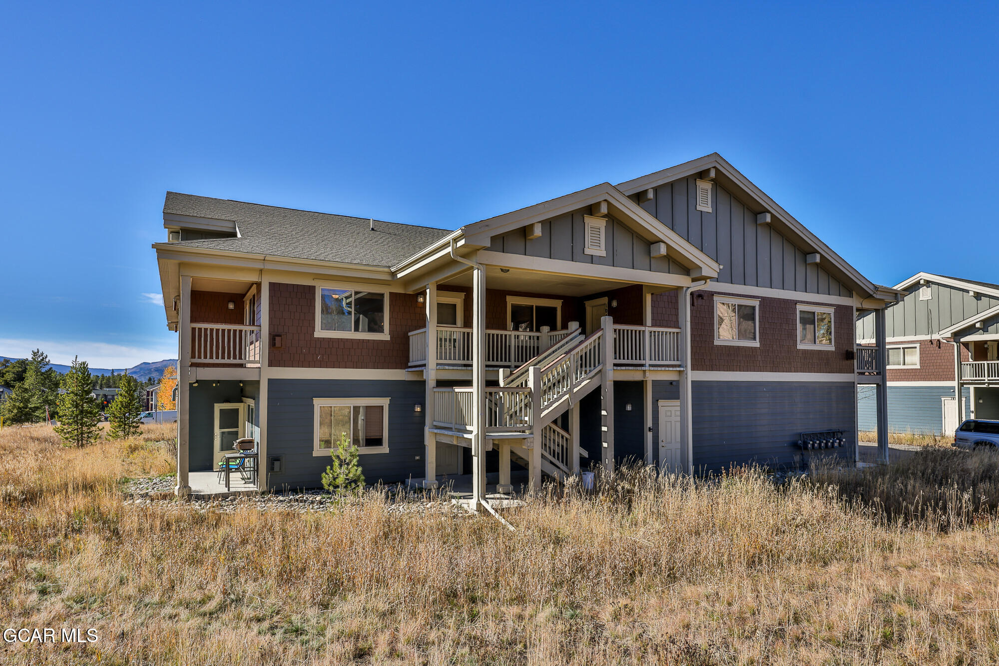 120 Sterling Loop 106