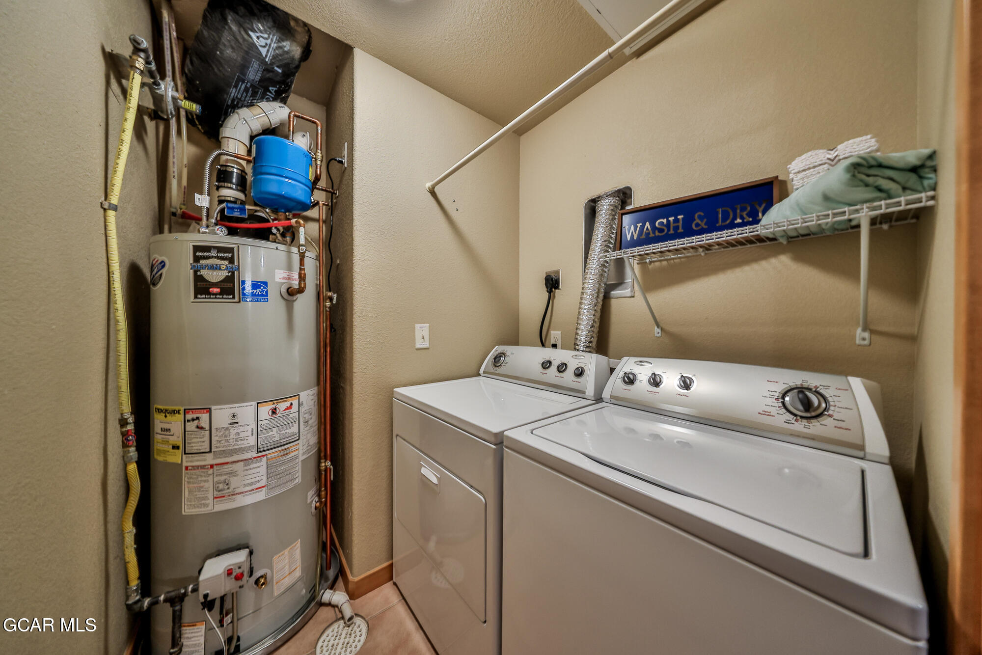 120 Sterling Loop 106