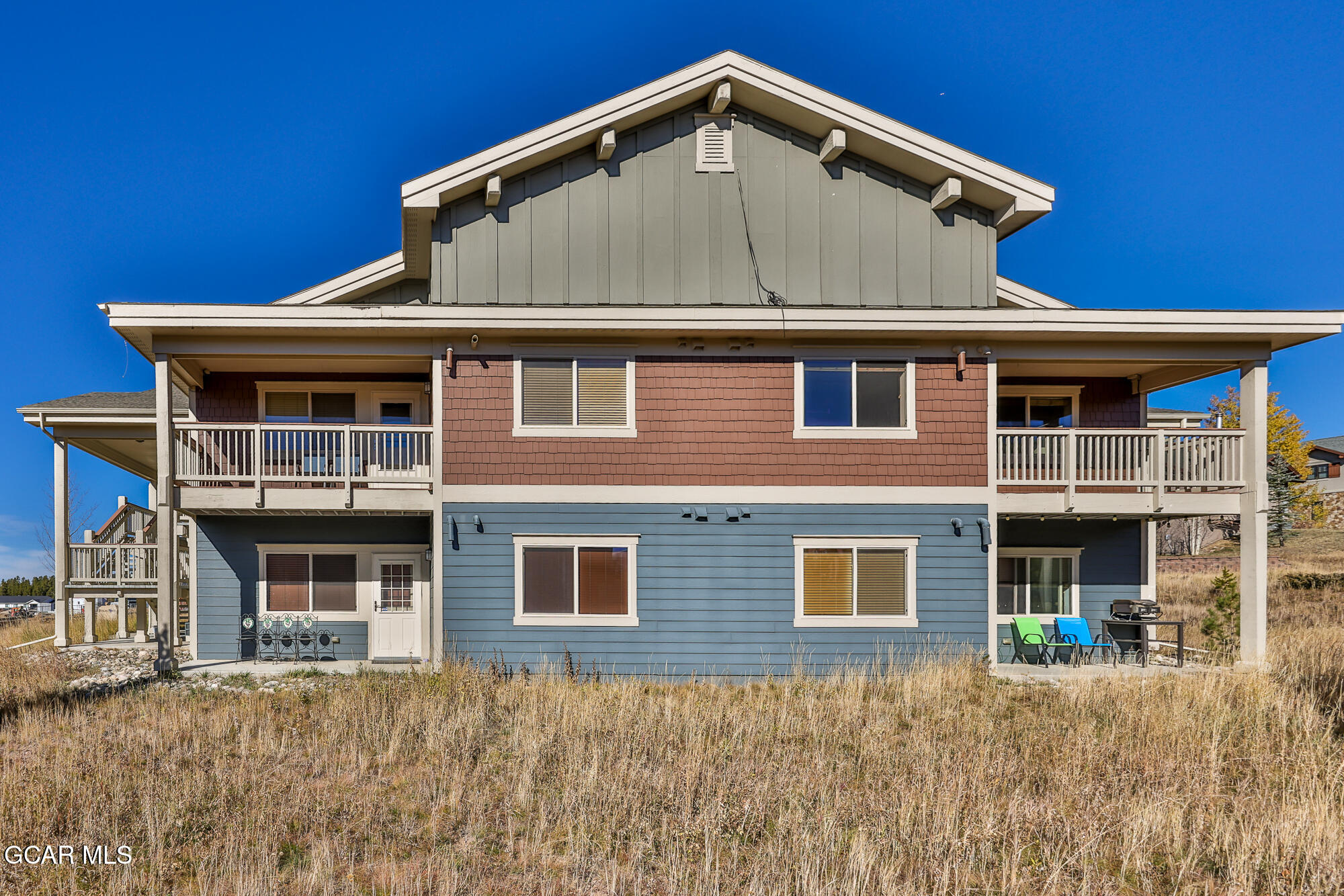 120 Sterling Loop 106