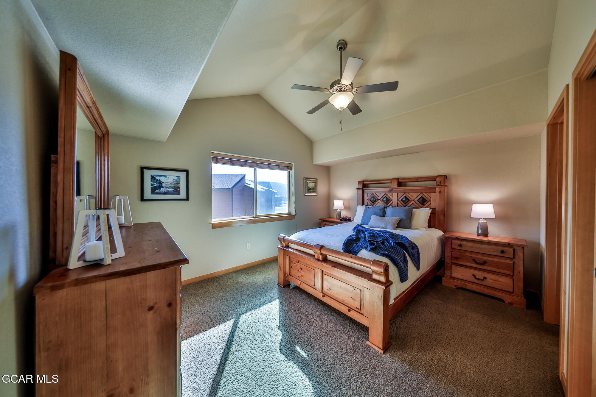 120 Sterling Loop 106