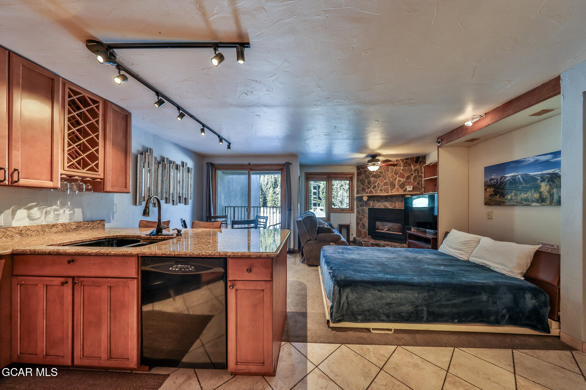 313 IRON HORSE C2023