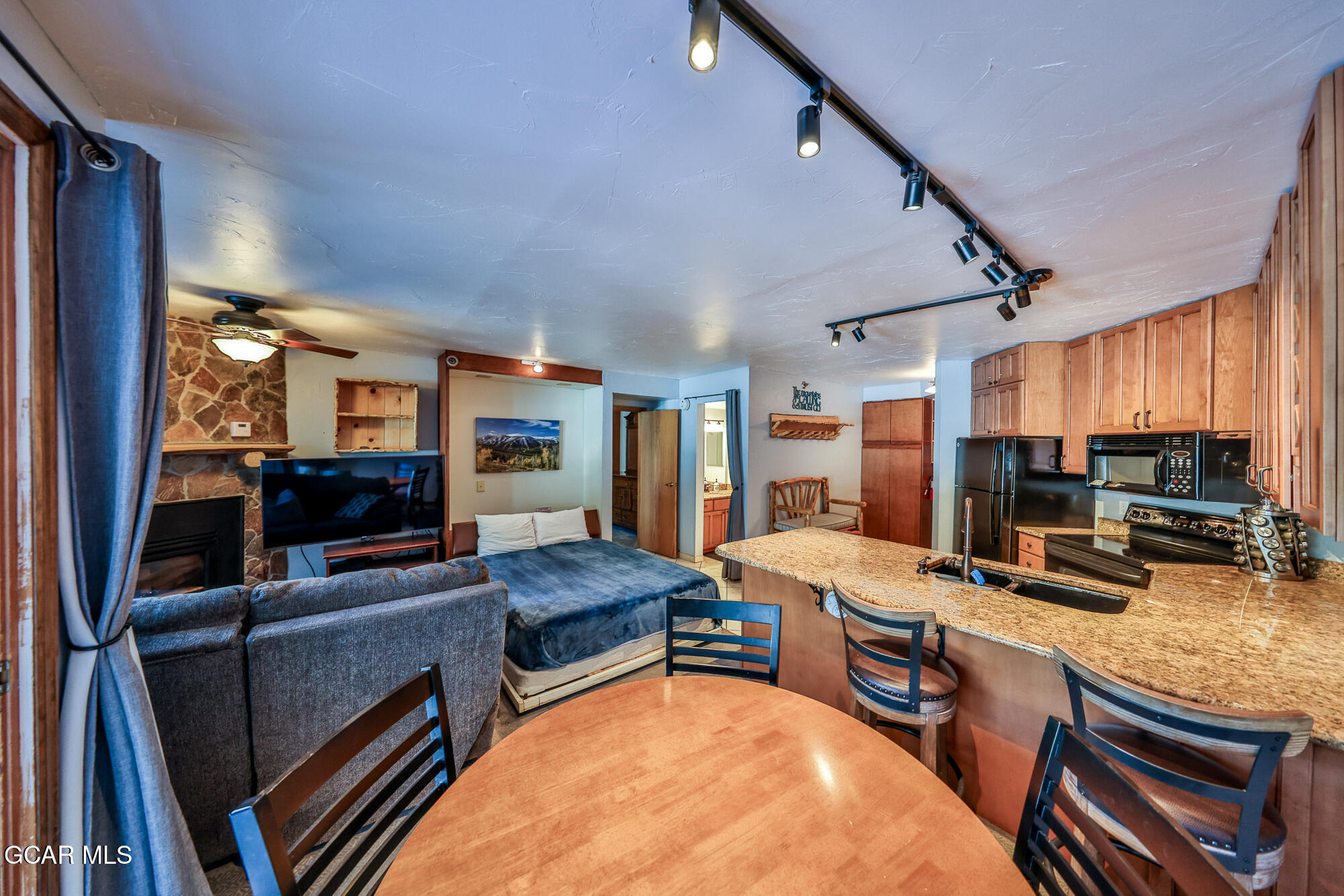 313 IRON HORSE C2023