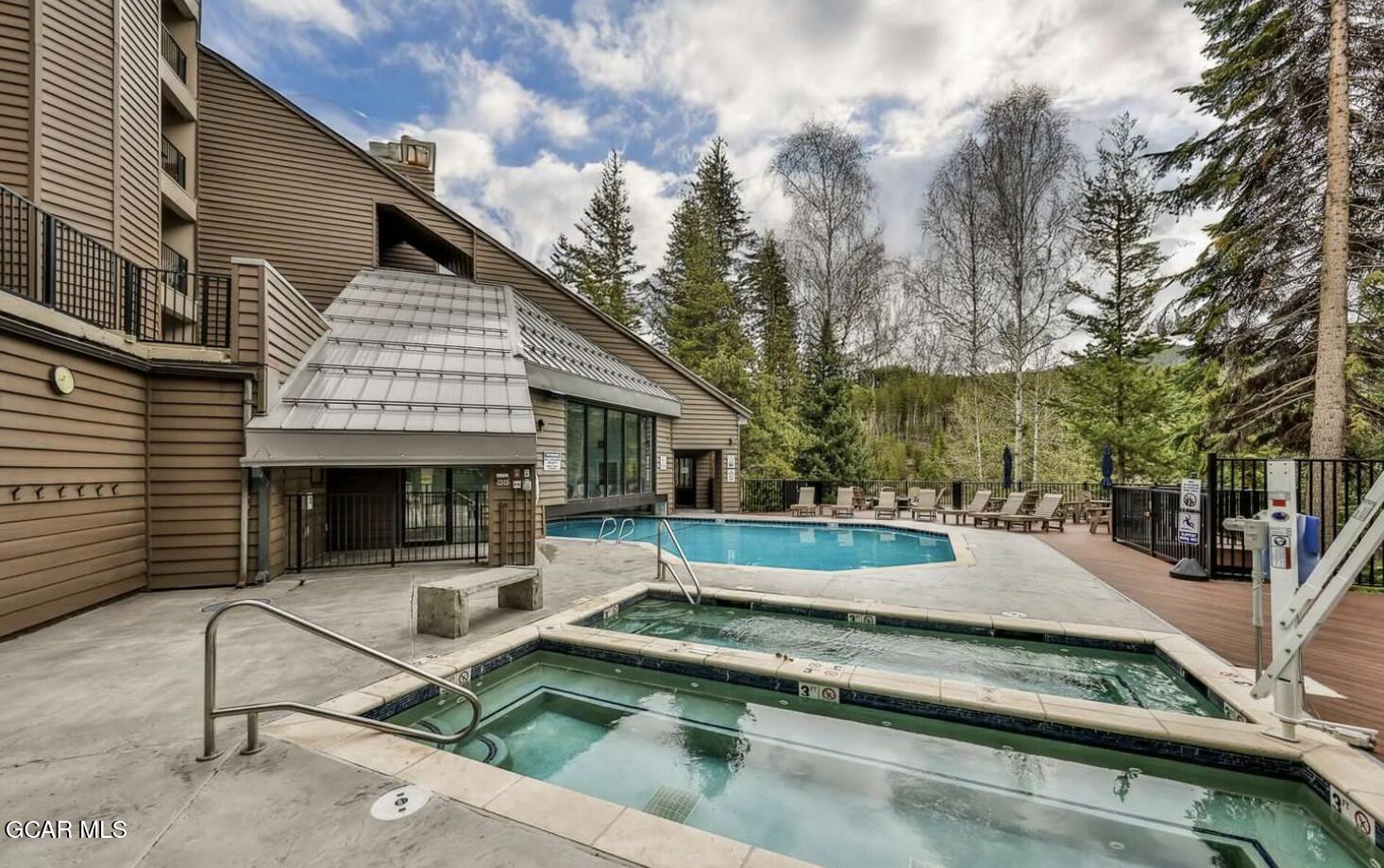 313 IRON HORSE C2023