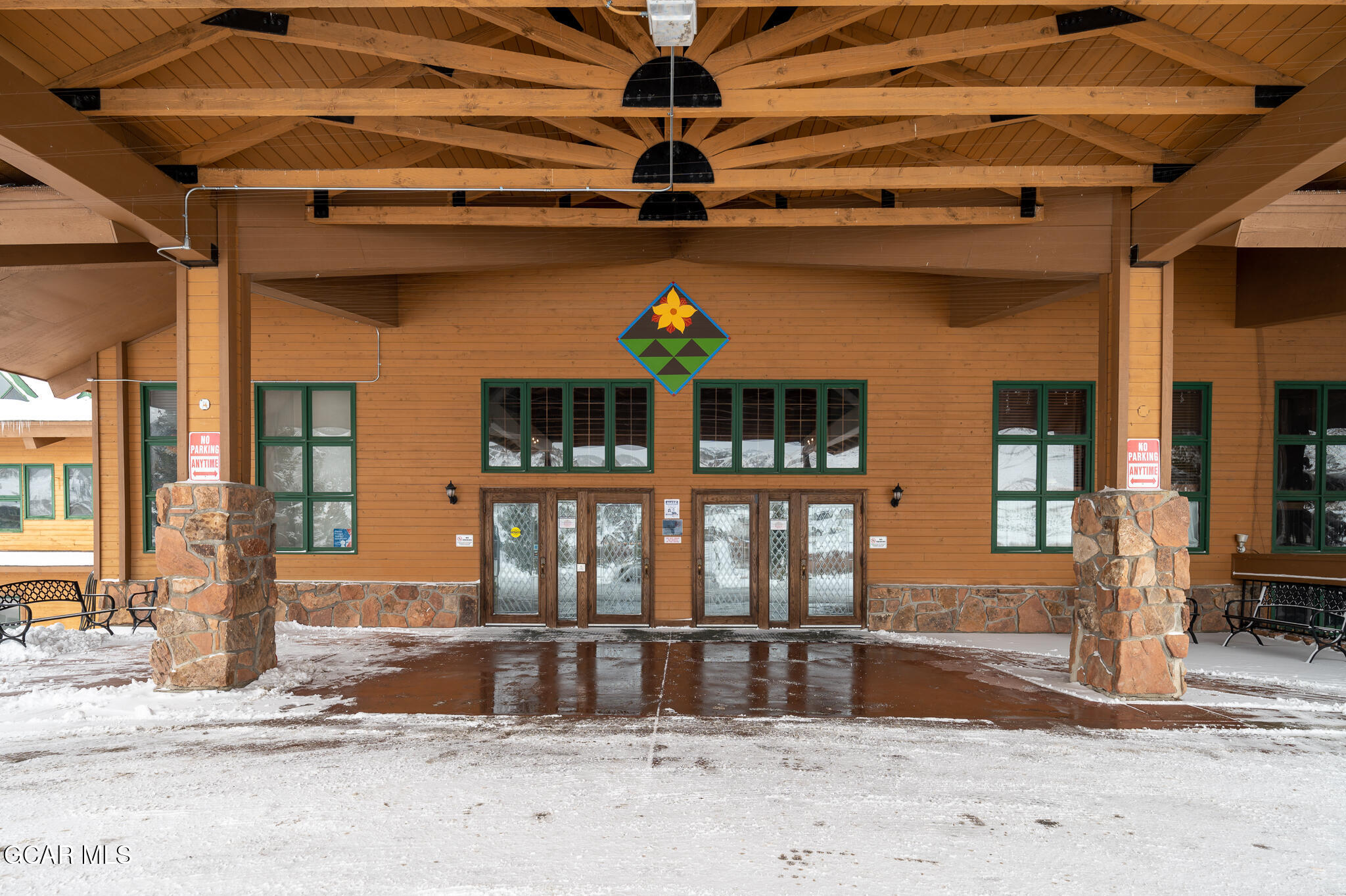 62927 US HWY 40 110 (Doors 112&114)