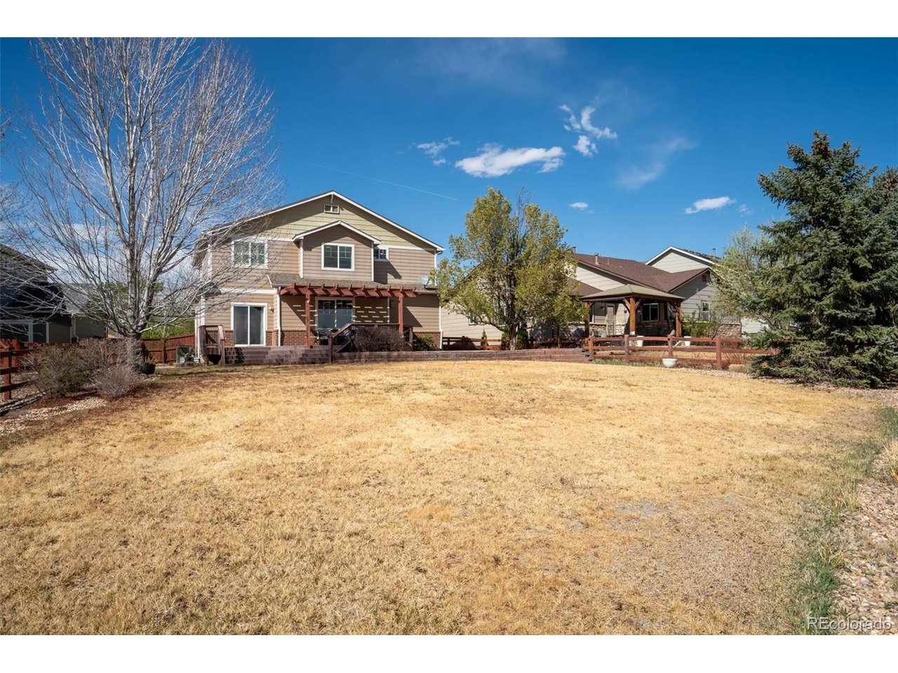 2637 Lilac Cir
