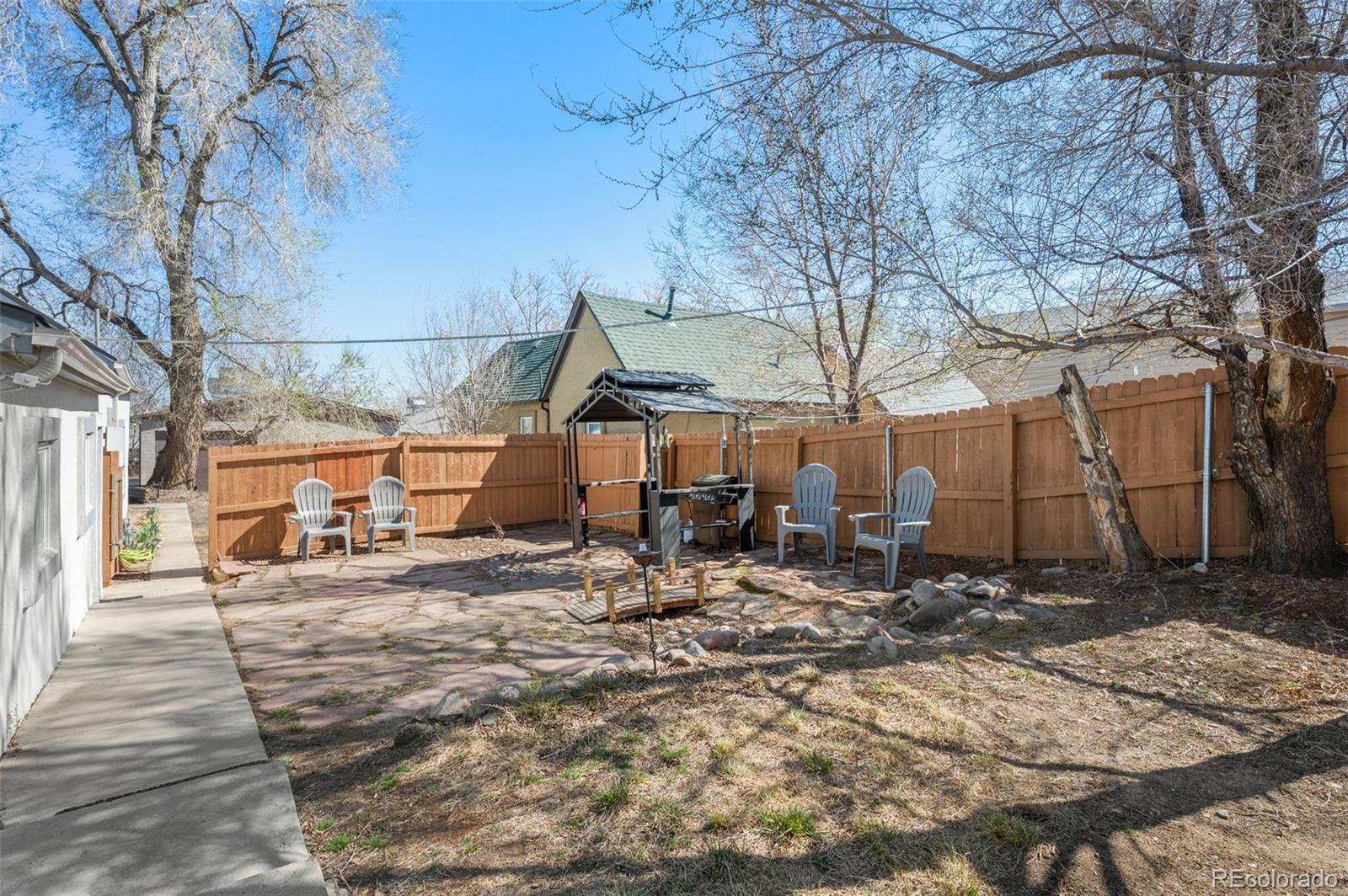 4445 Cherokee Street