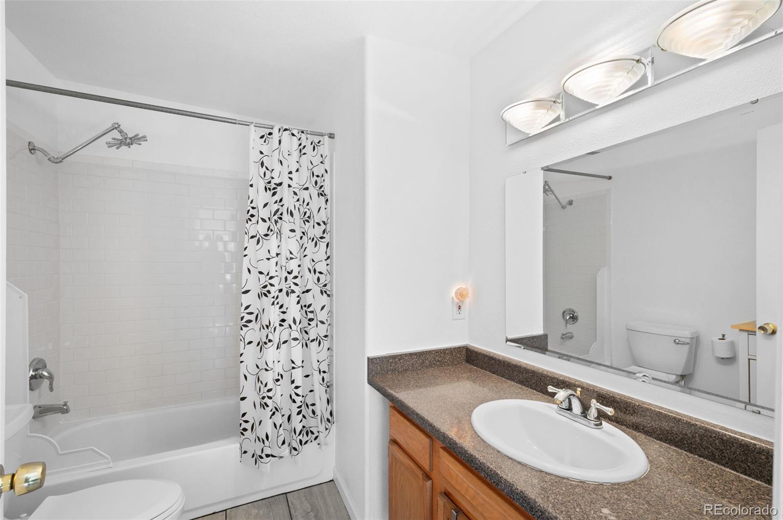 4445 Cherokee Street