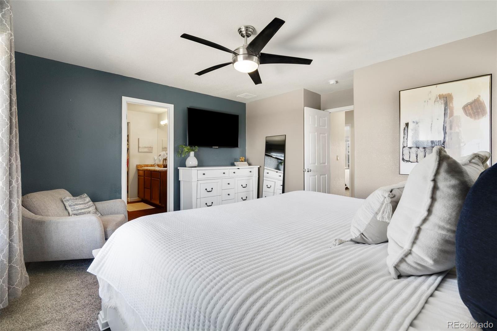 5707 West View Circle