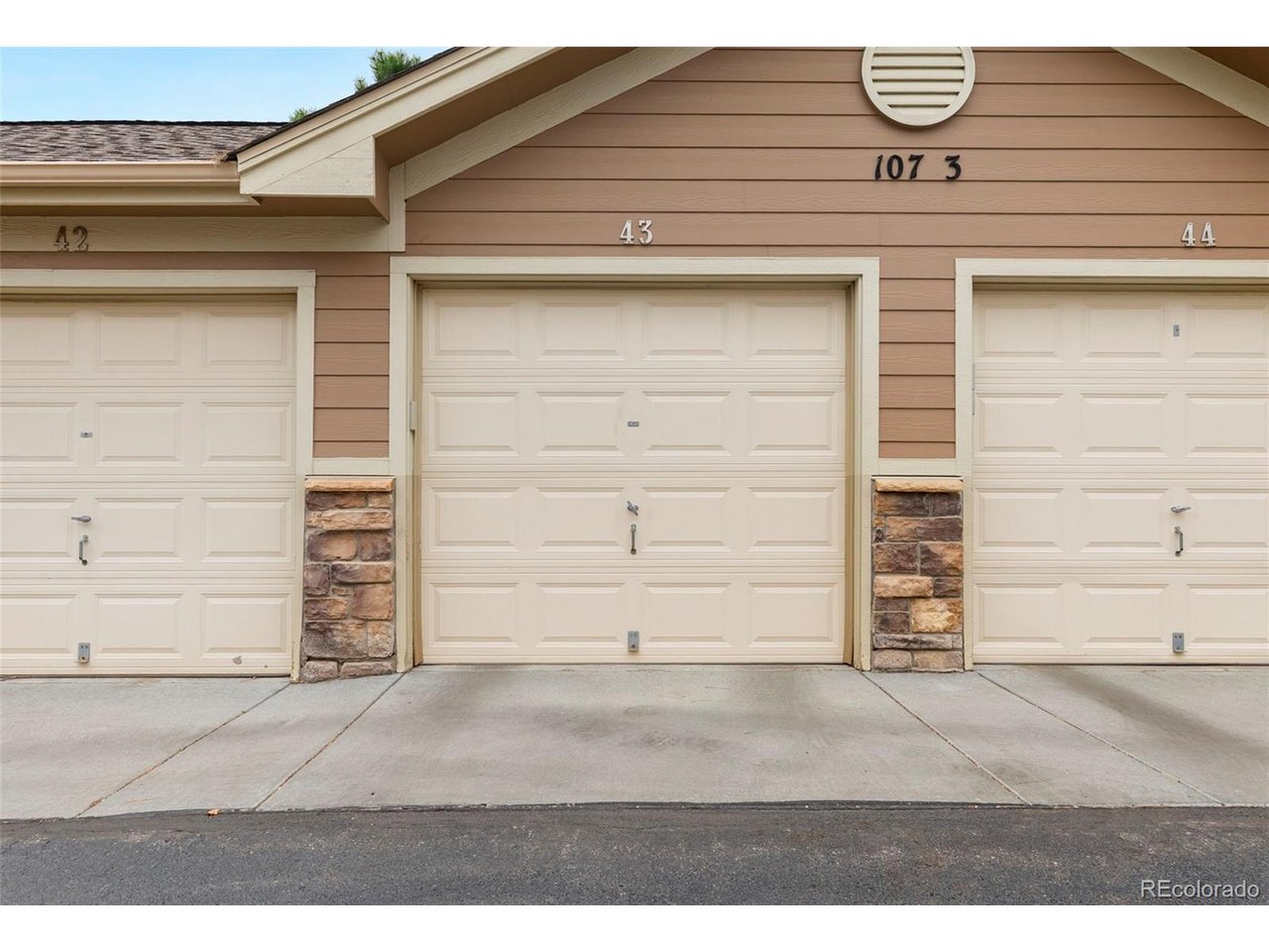 10733 Twenty Mile Rd 208