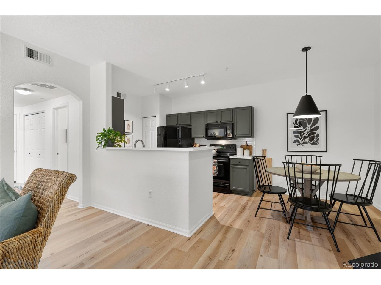 10733 Twenty Mile Rd 208