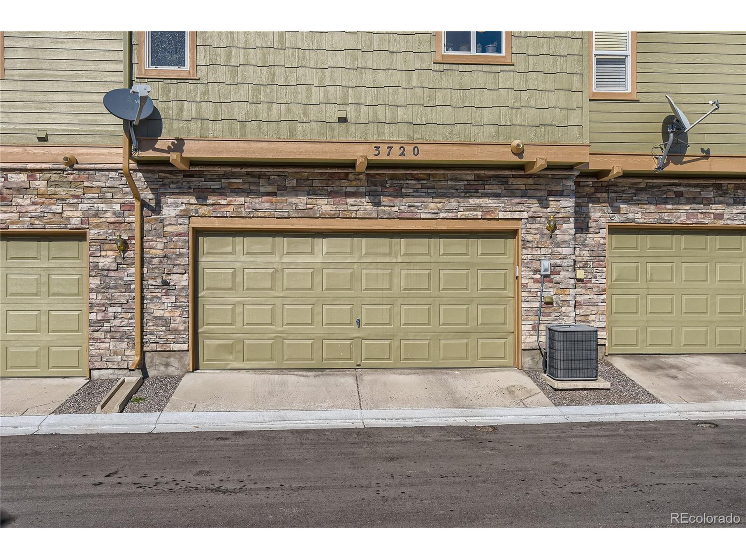 3720 Pecos Trl