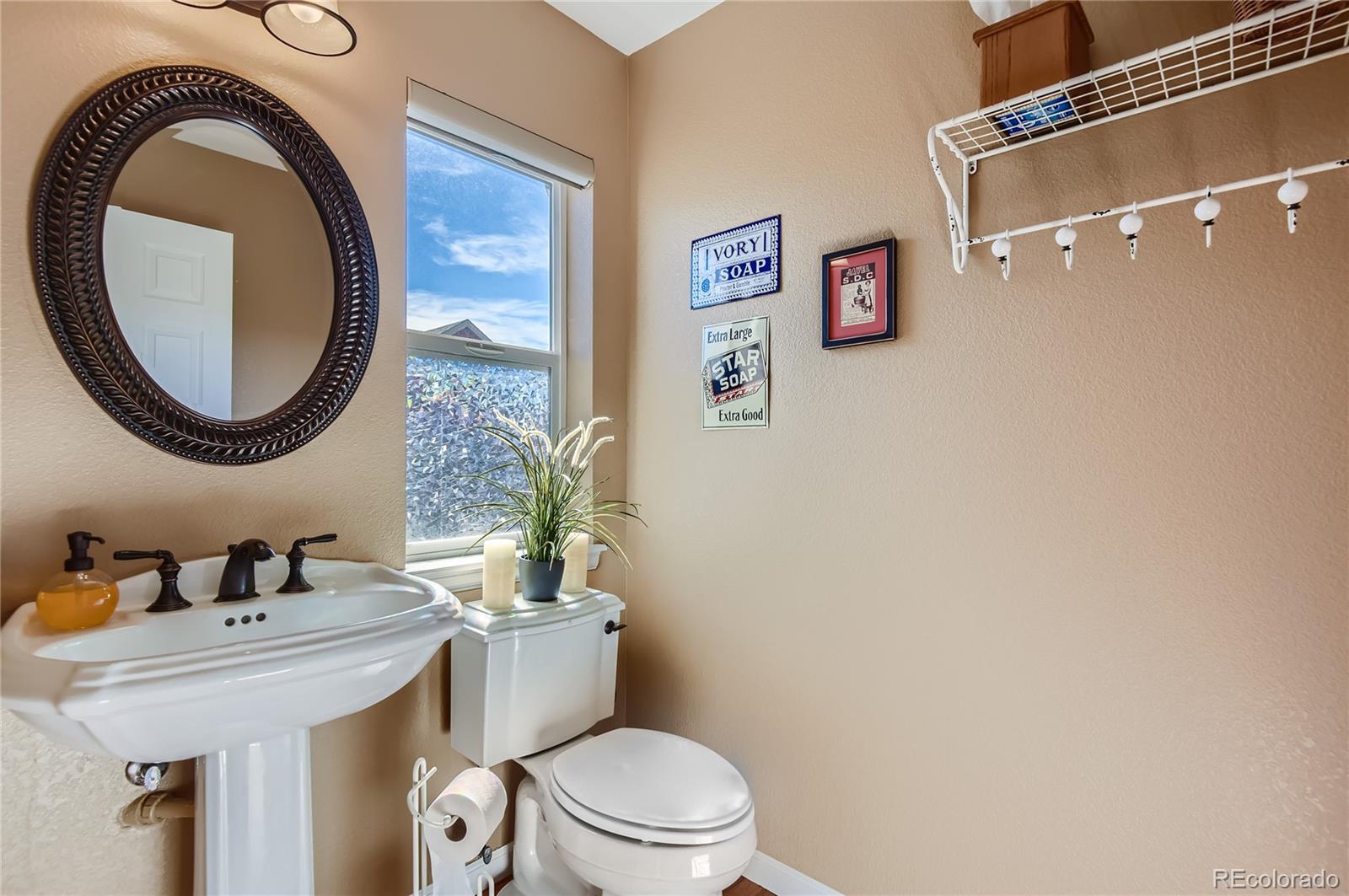 3720 Pecos Trail