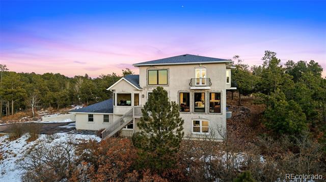 975 Woodmoor Drive