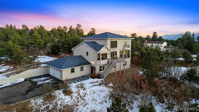 975 Woodmoor Drive