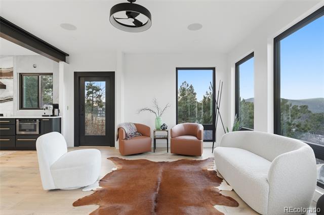 975 Woodmoor Drive
