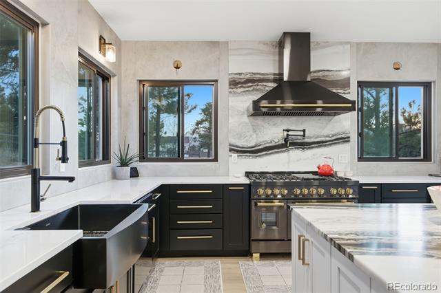 975 Woodmoor Drive
