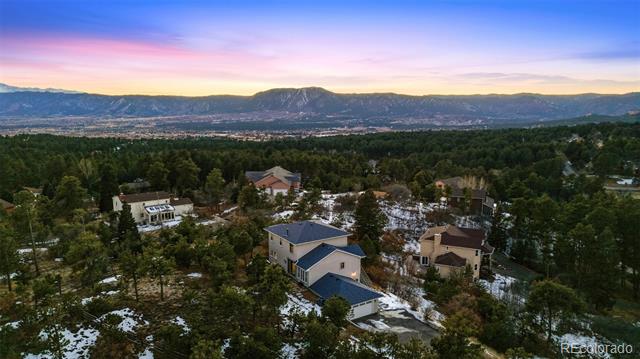 975 Woodmoor Drive