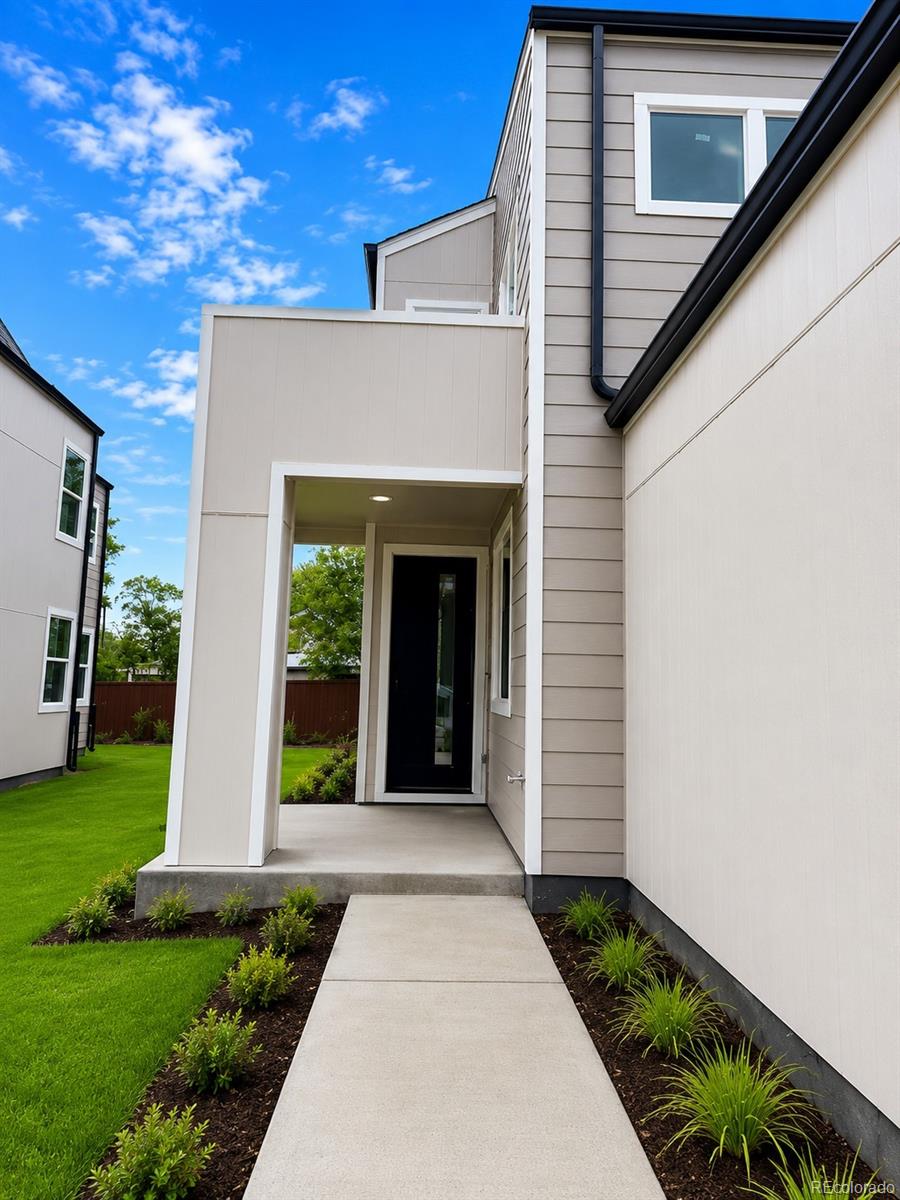 5512 Clay Court