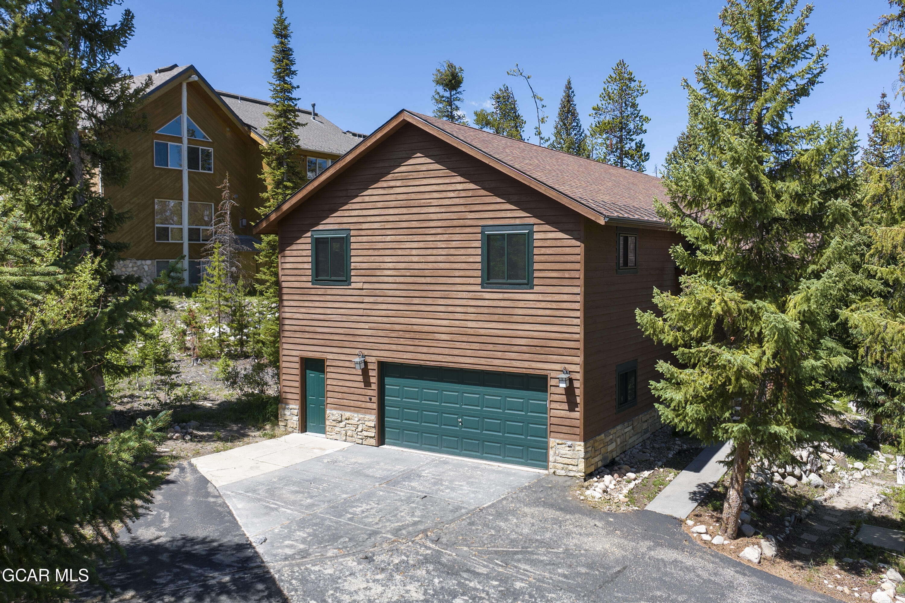 310 Arapahoe Road