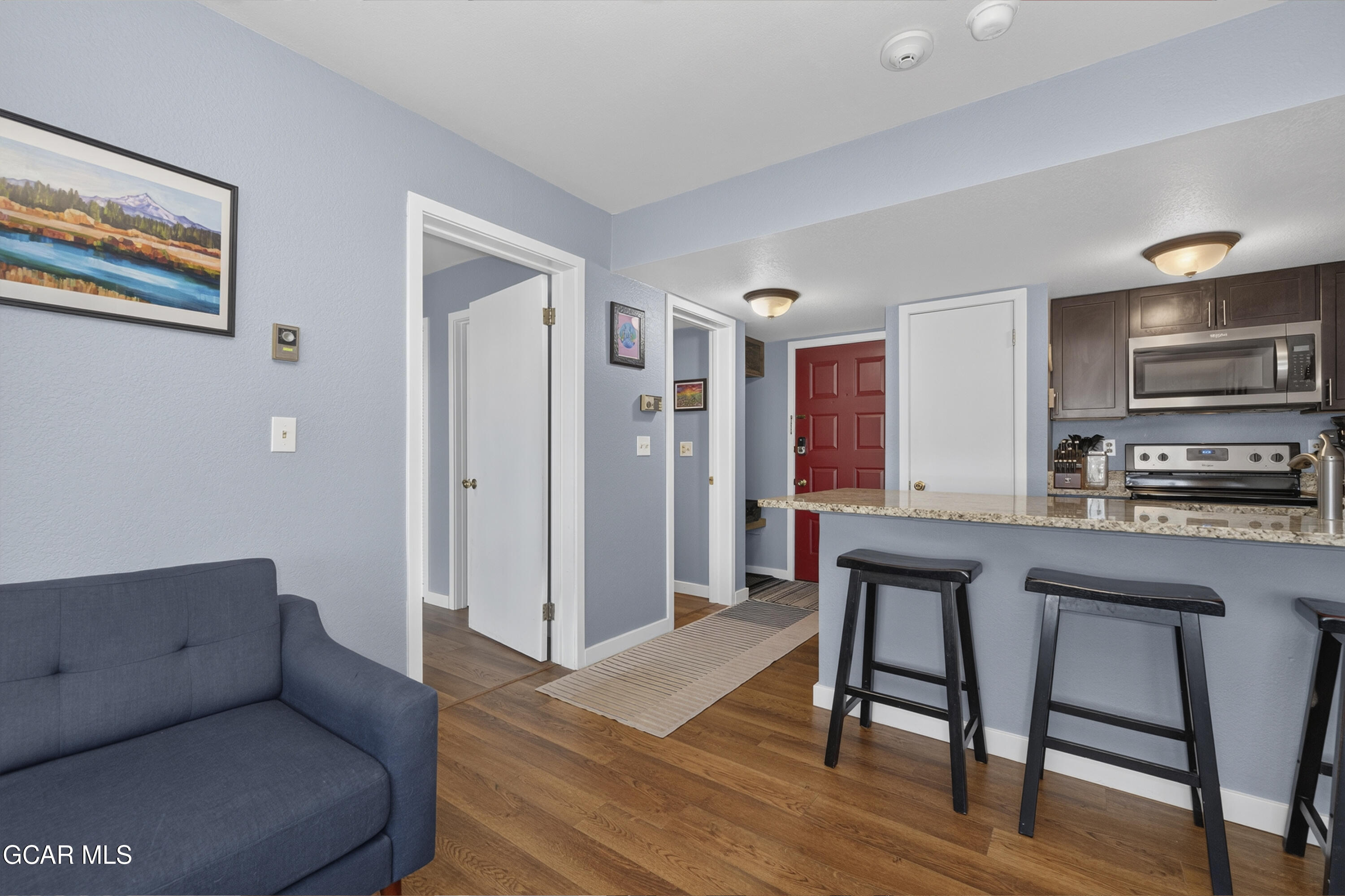 207 Lake Drive 1105