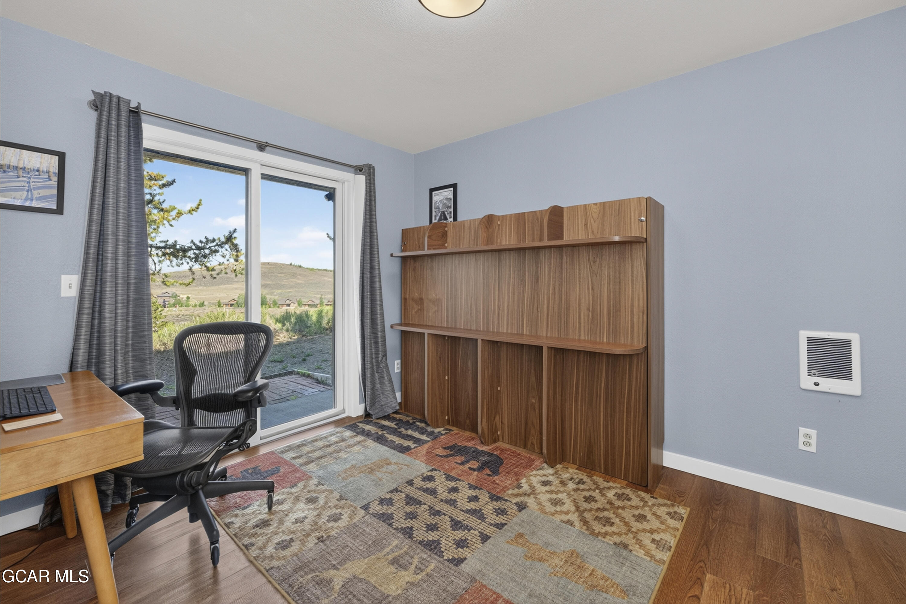 207 Lake Drive 1105