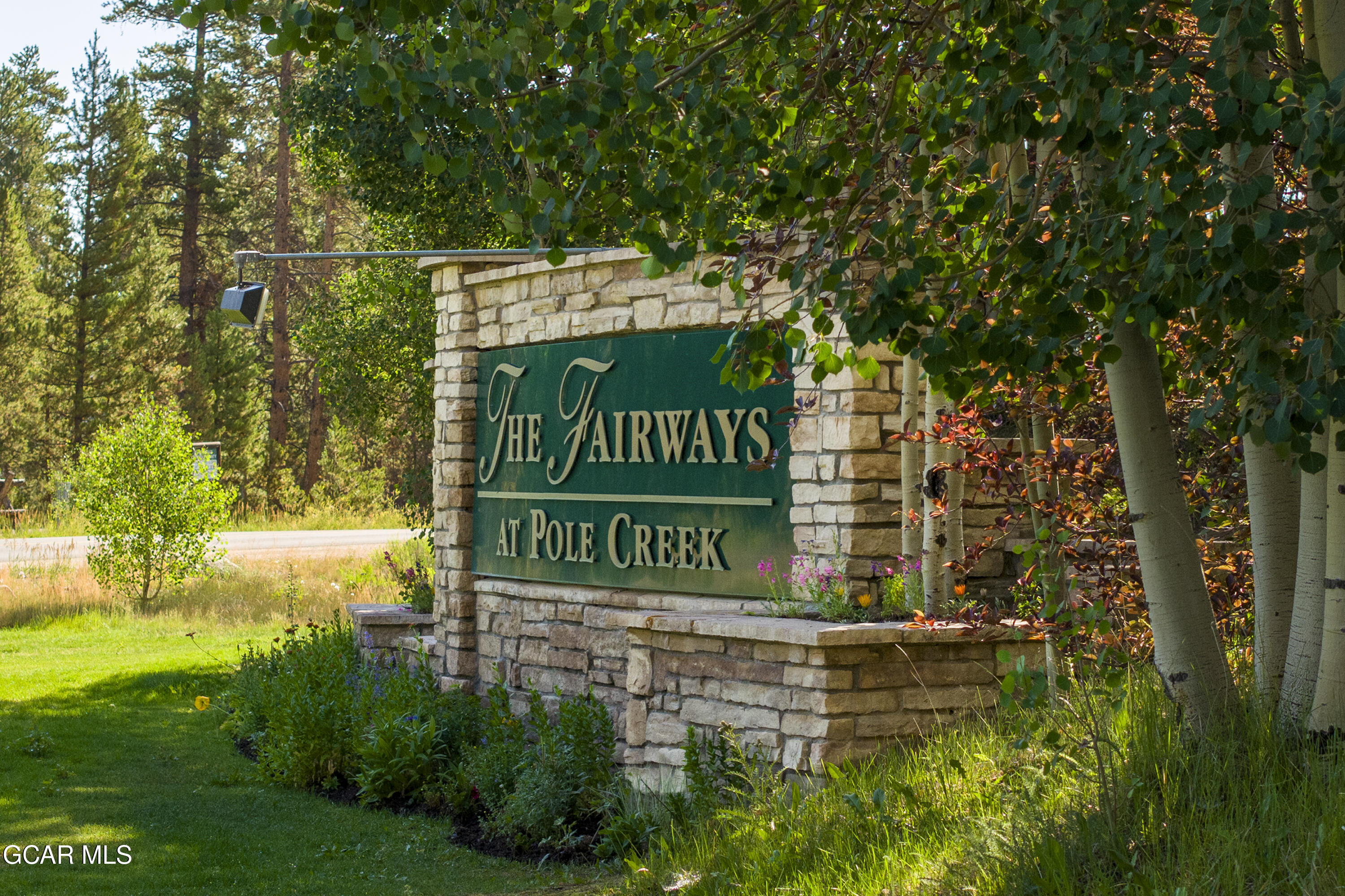 2921 GCR 511/Golf Course Circle