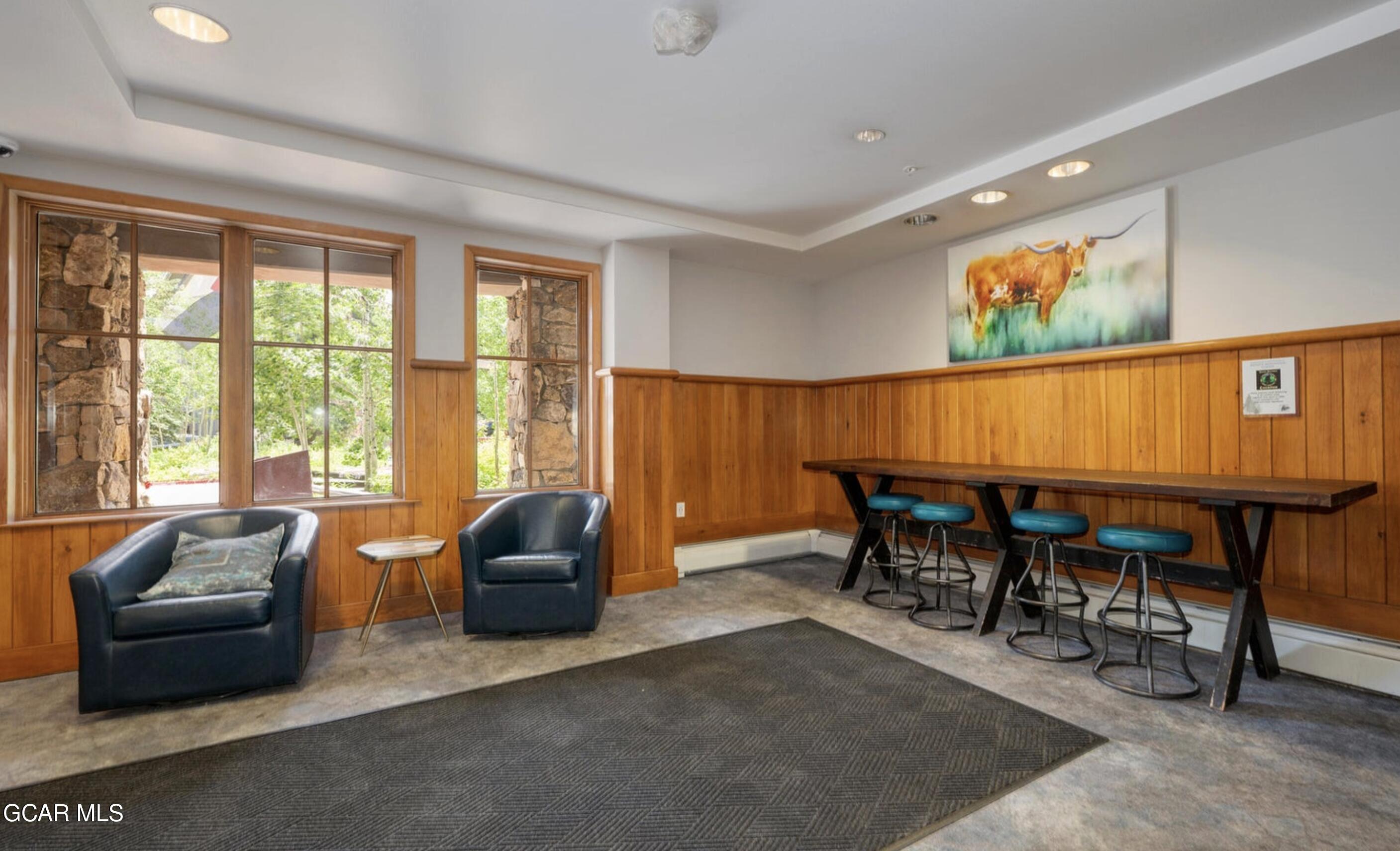 401 NYSTROM Lane 1407