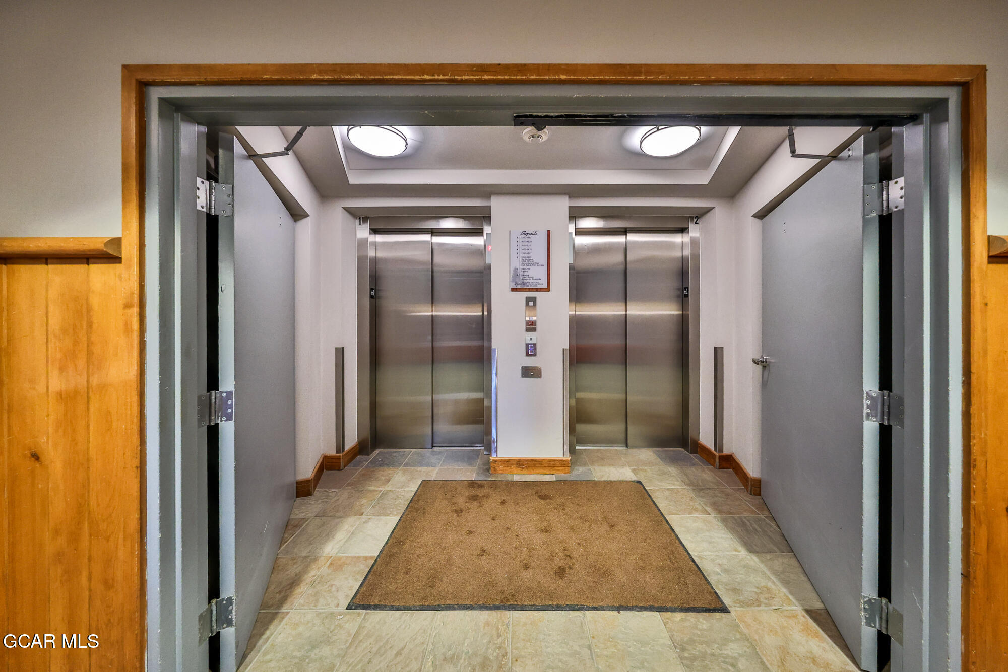 401 NYSTROM Lane 1407