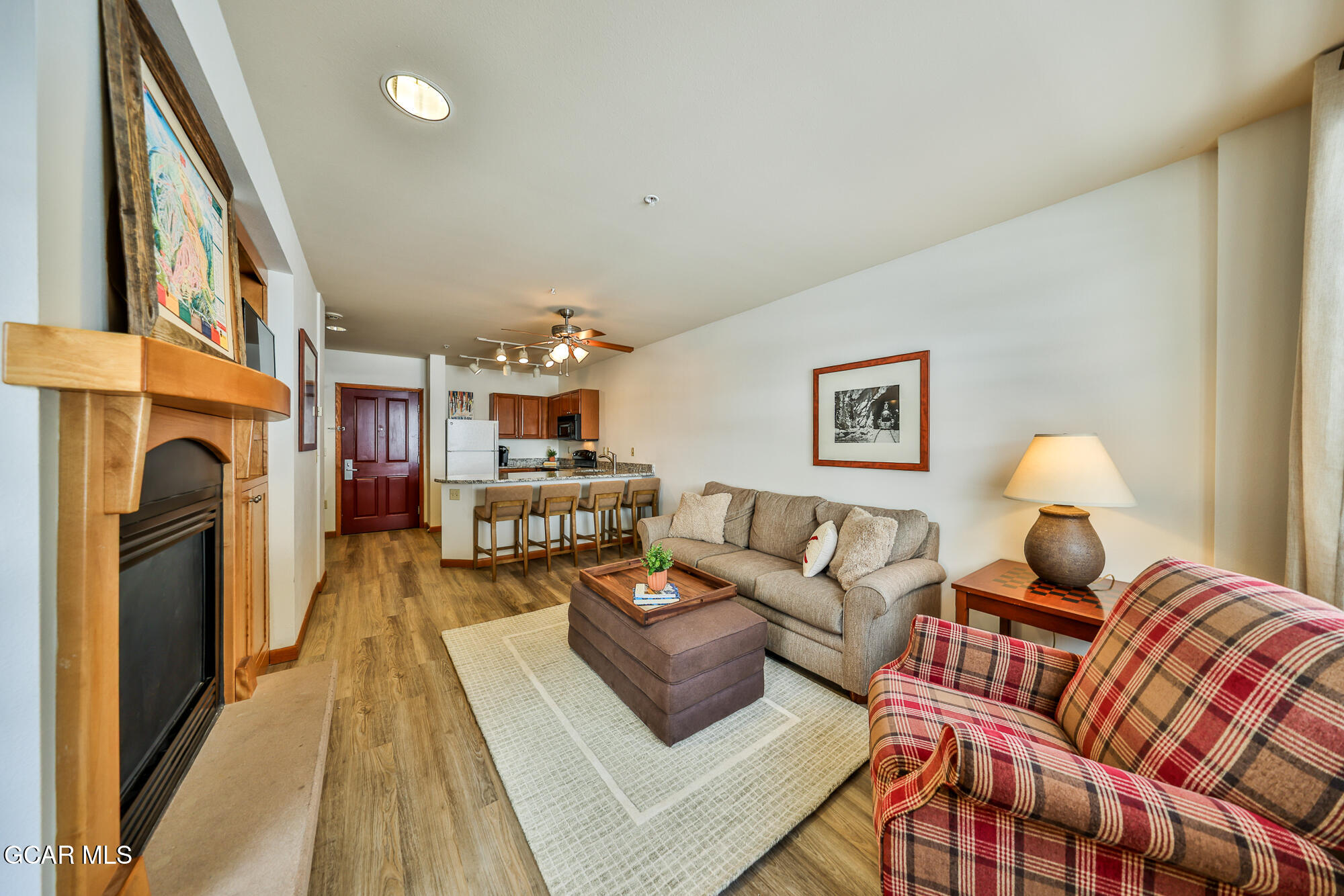 401 NYSTROM Lane 1407