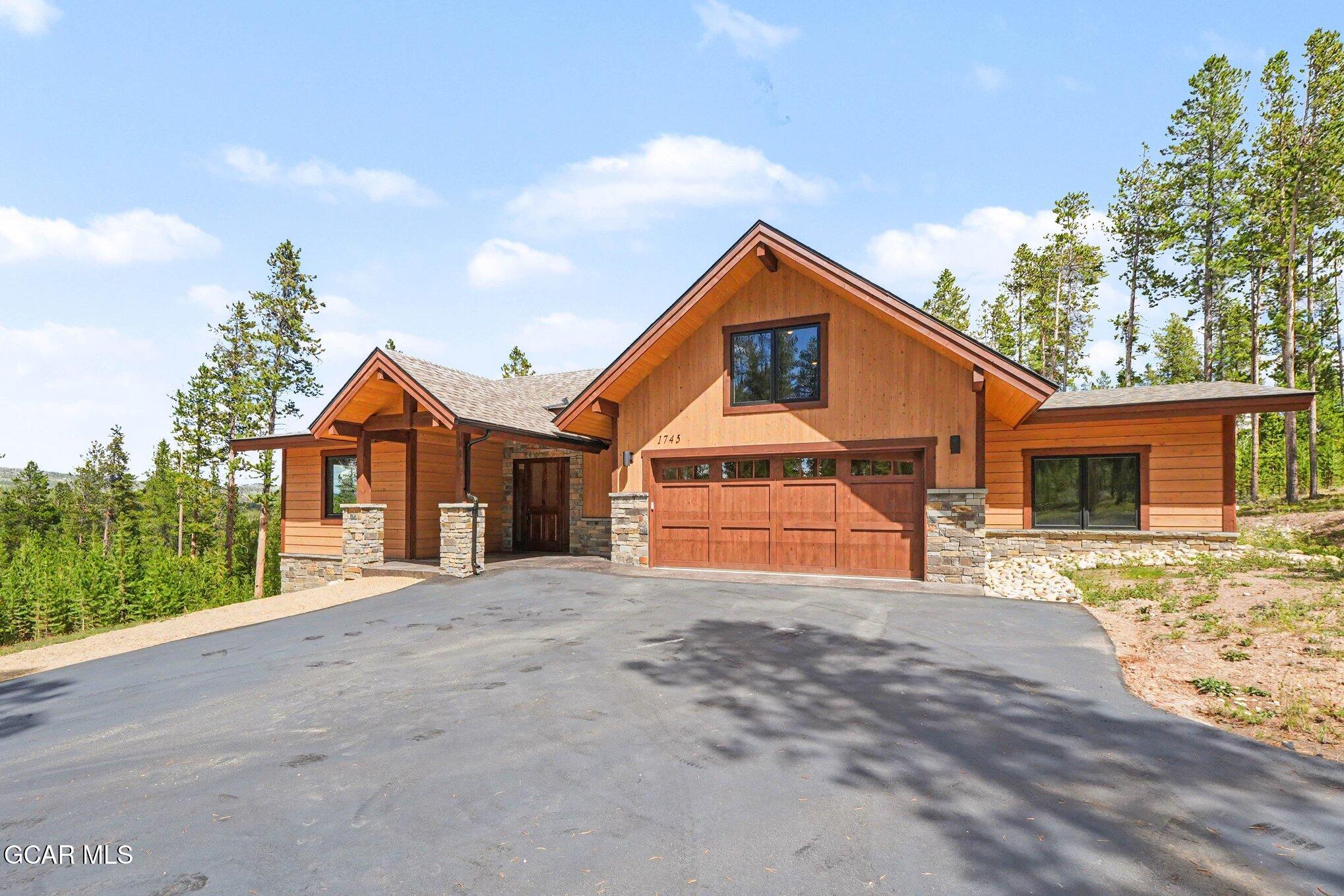 1745 Wildberry Lane