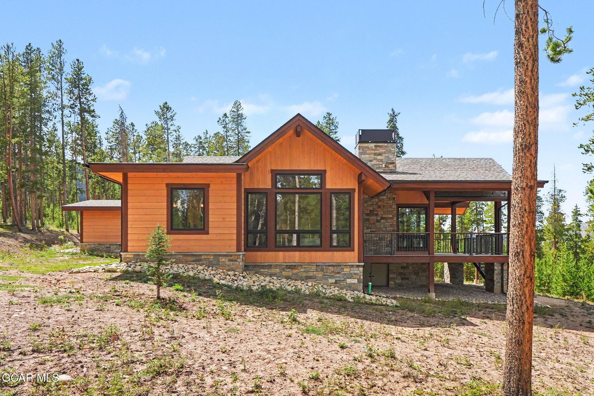1745 Wildberry Lane