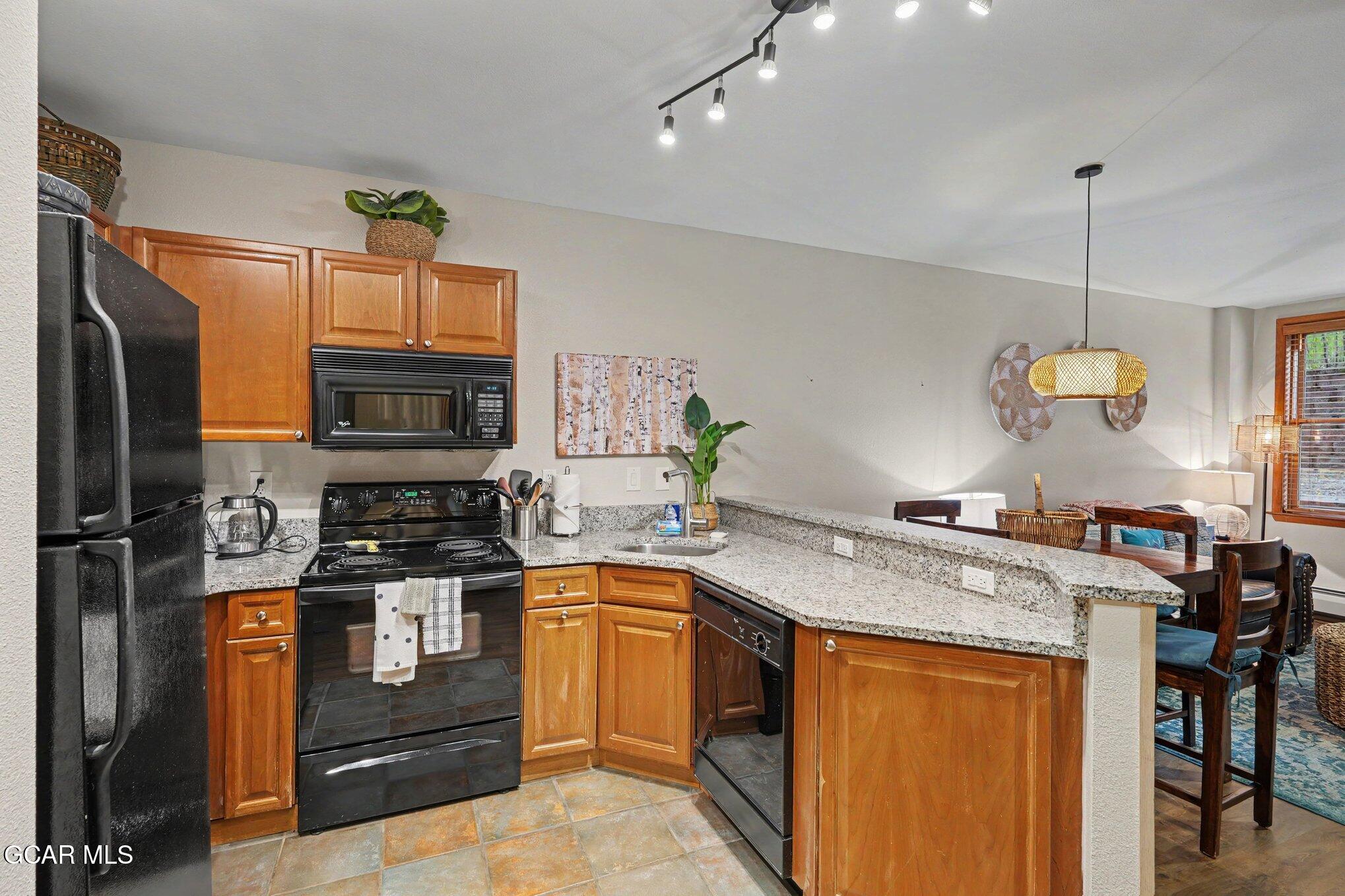 401 Nystrom Lane 1207