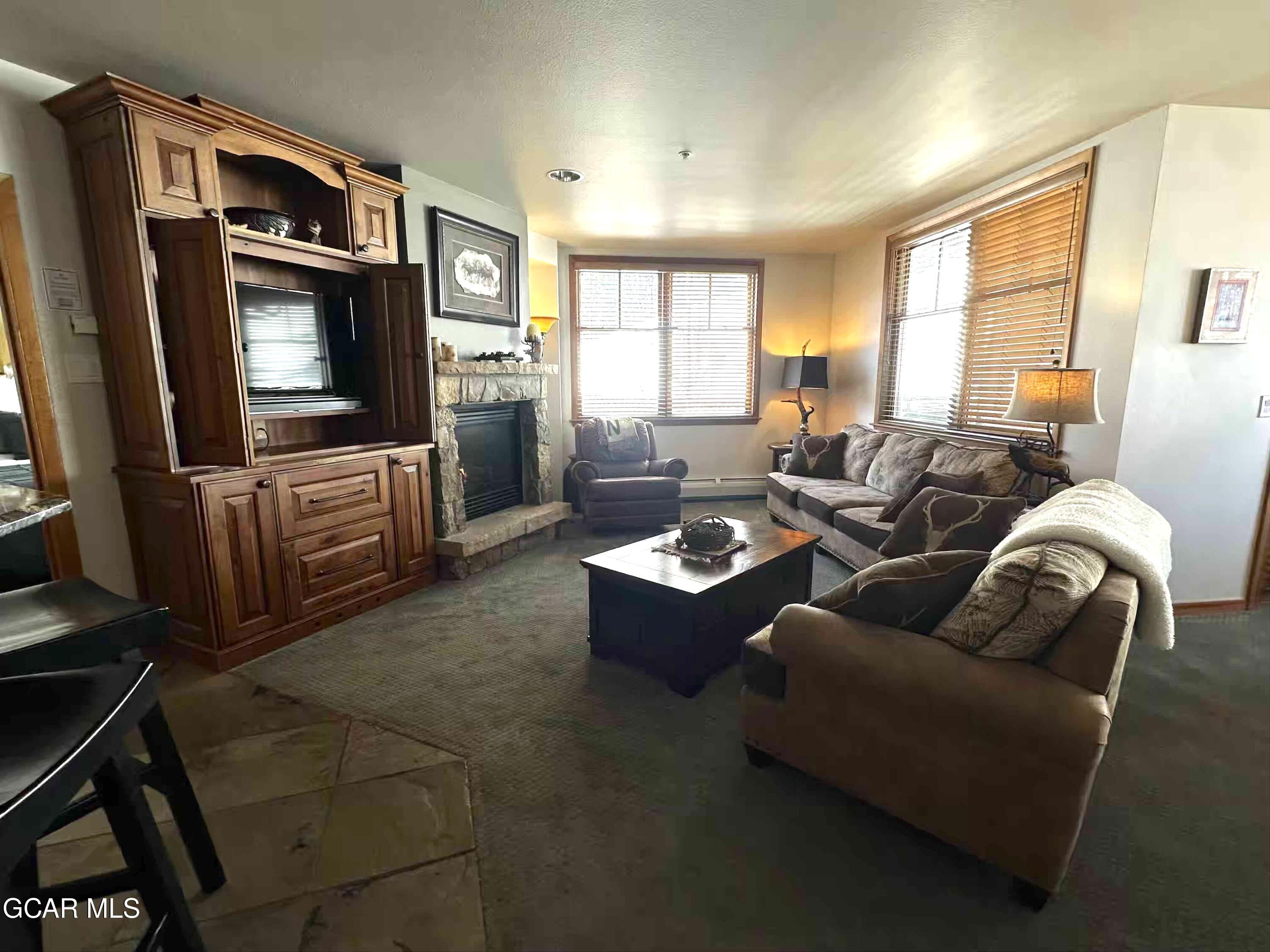 401 NYSTROM Lane #1511