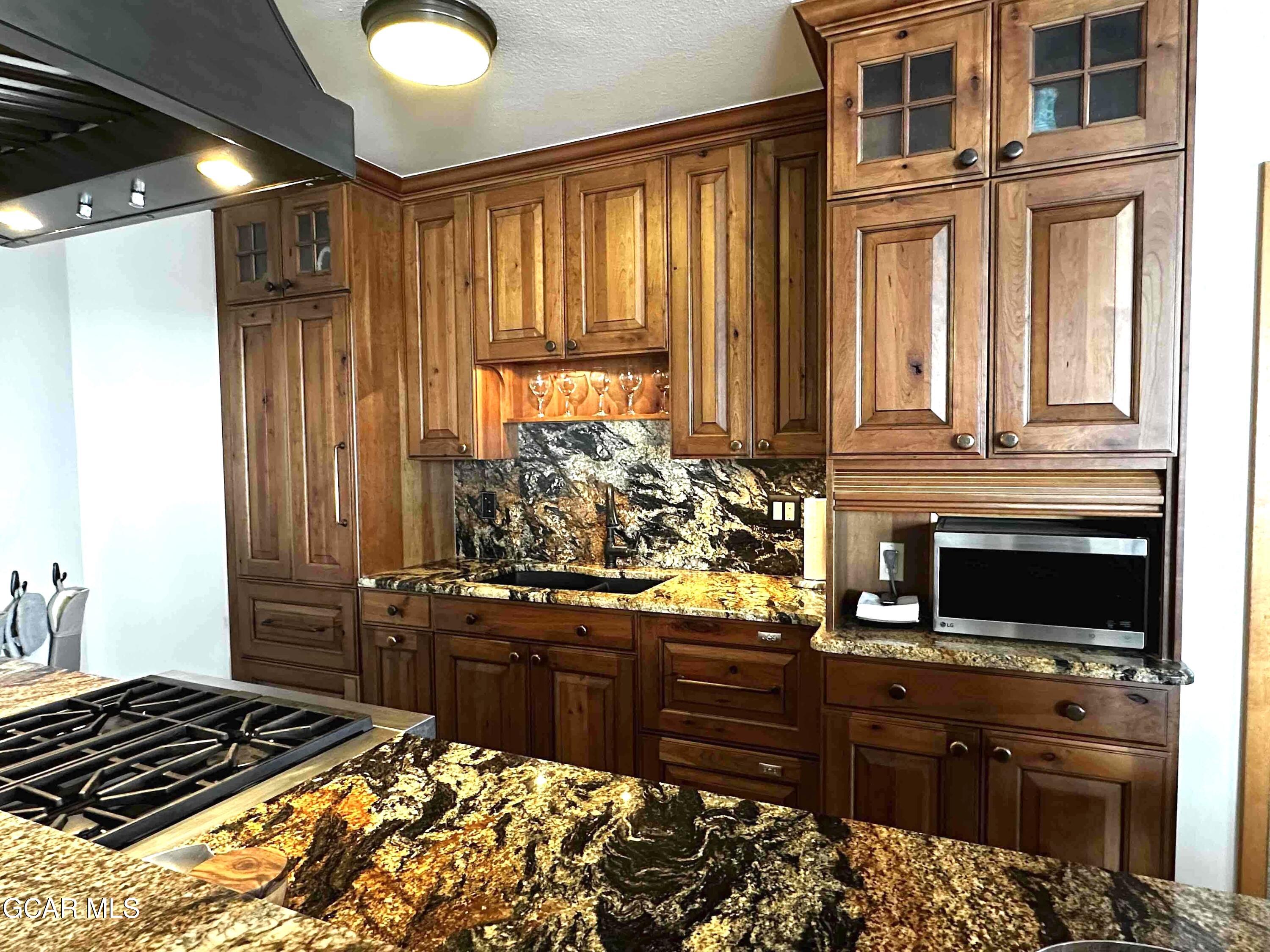 401 NYSTROM Lane #1511