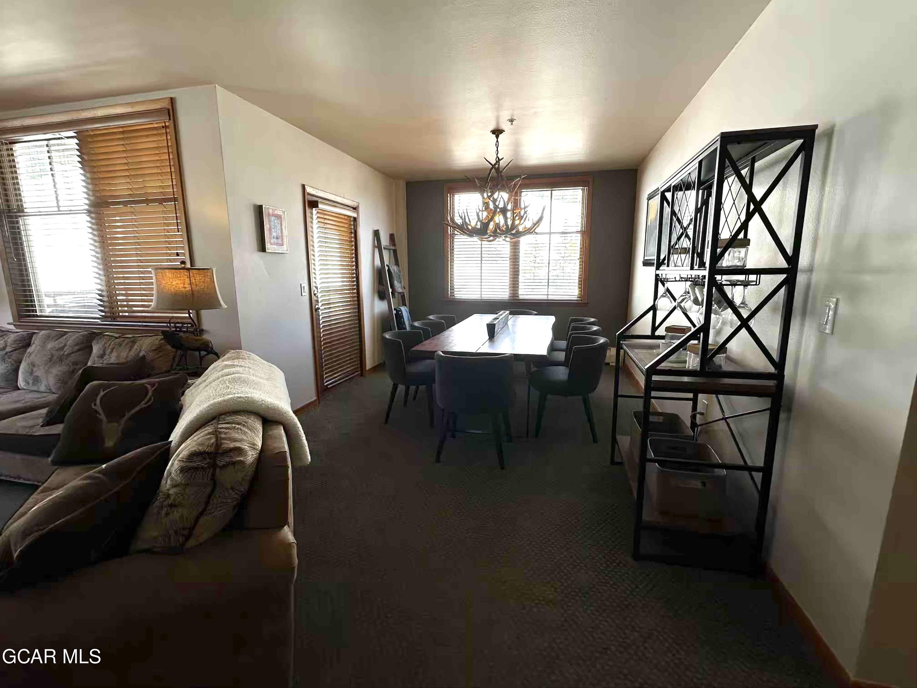 401 NYSTROM Lane #1511