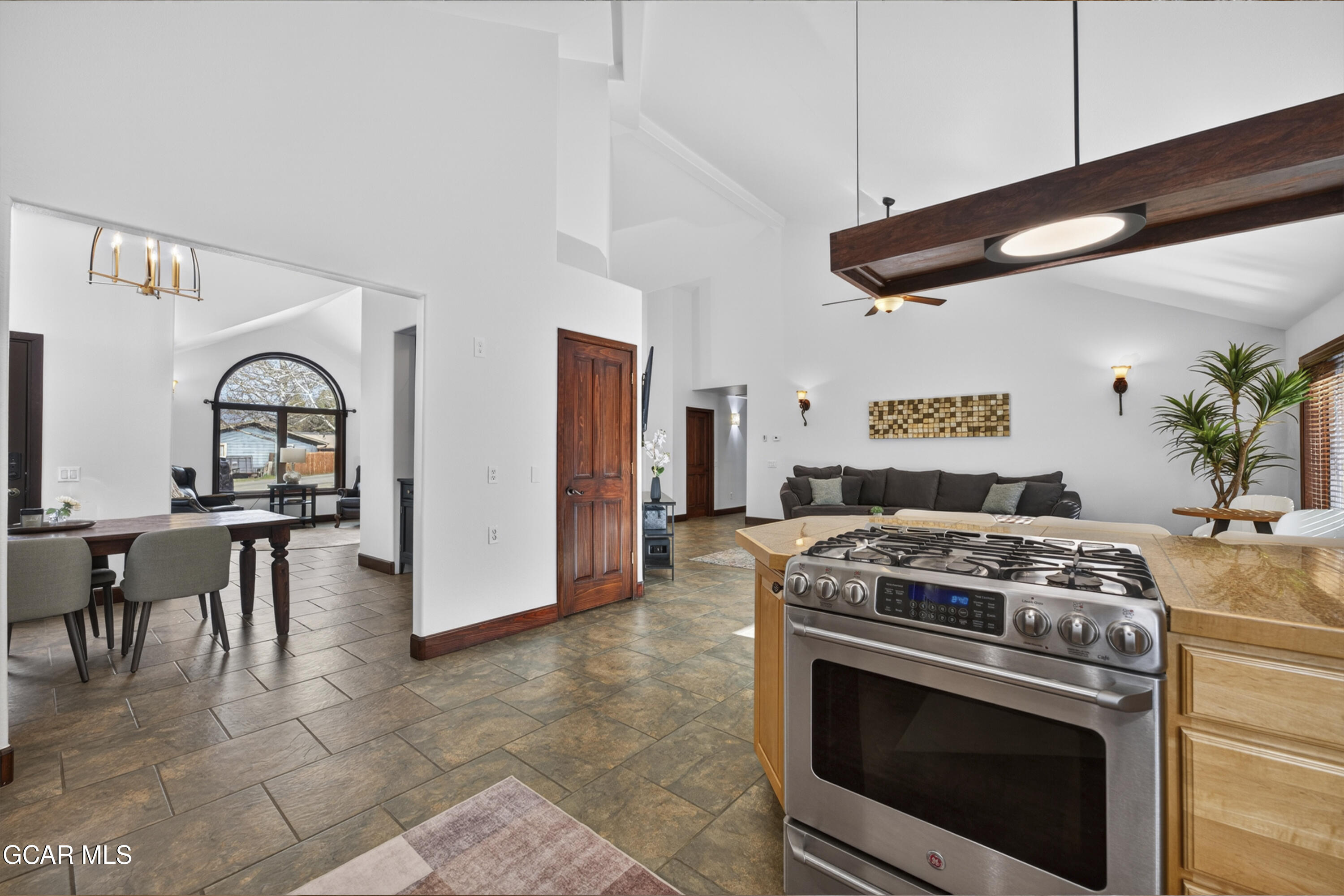 350 1ST Street