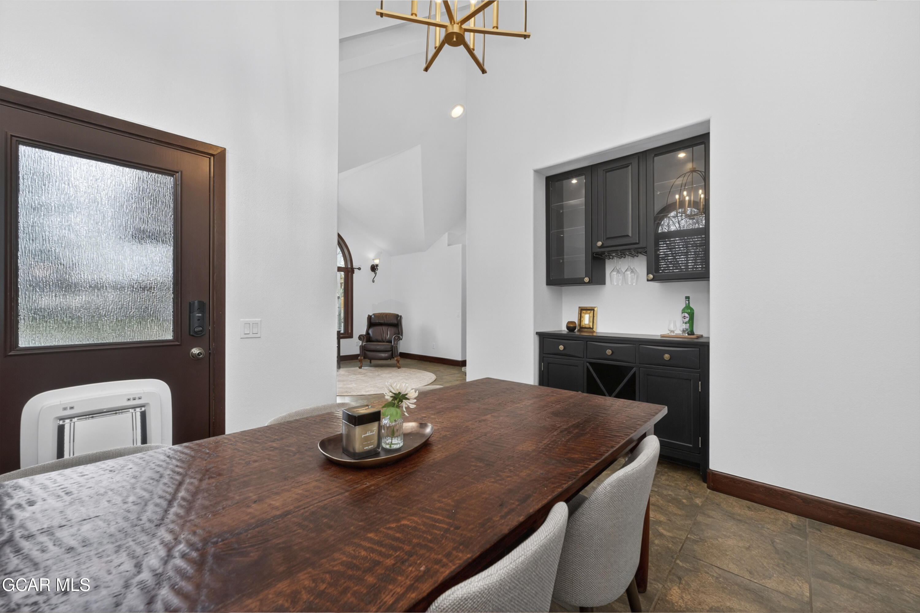350 1ST Street