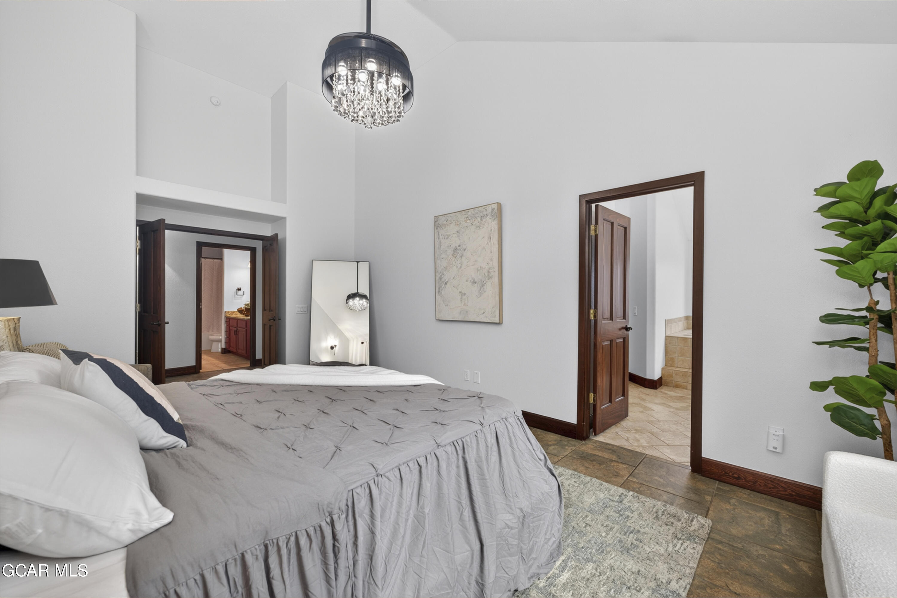 350 1ST Street