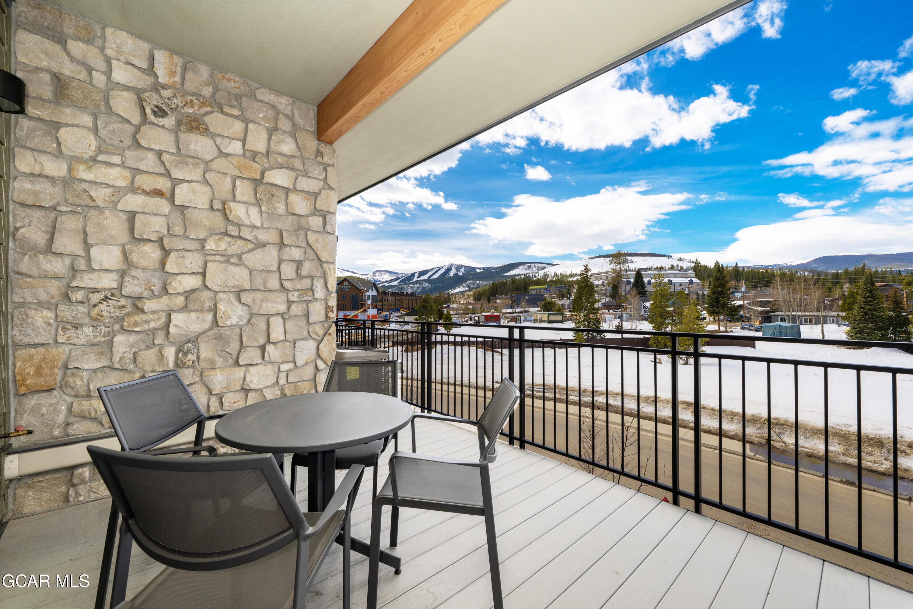 144 Ski Idlewild Road 3304