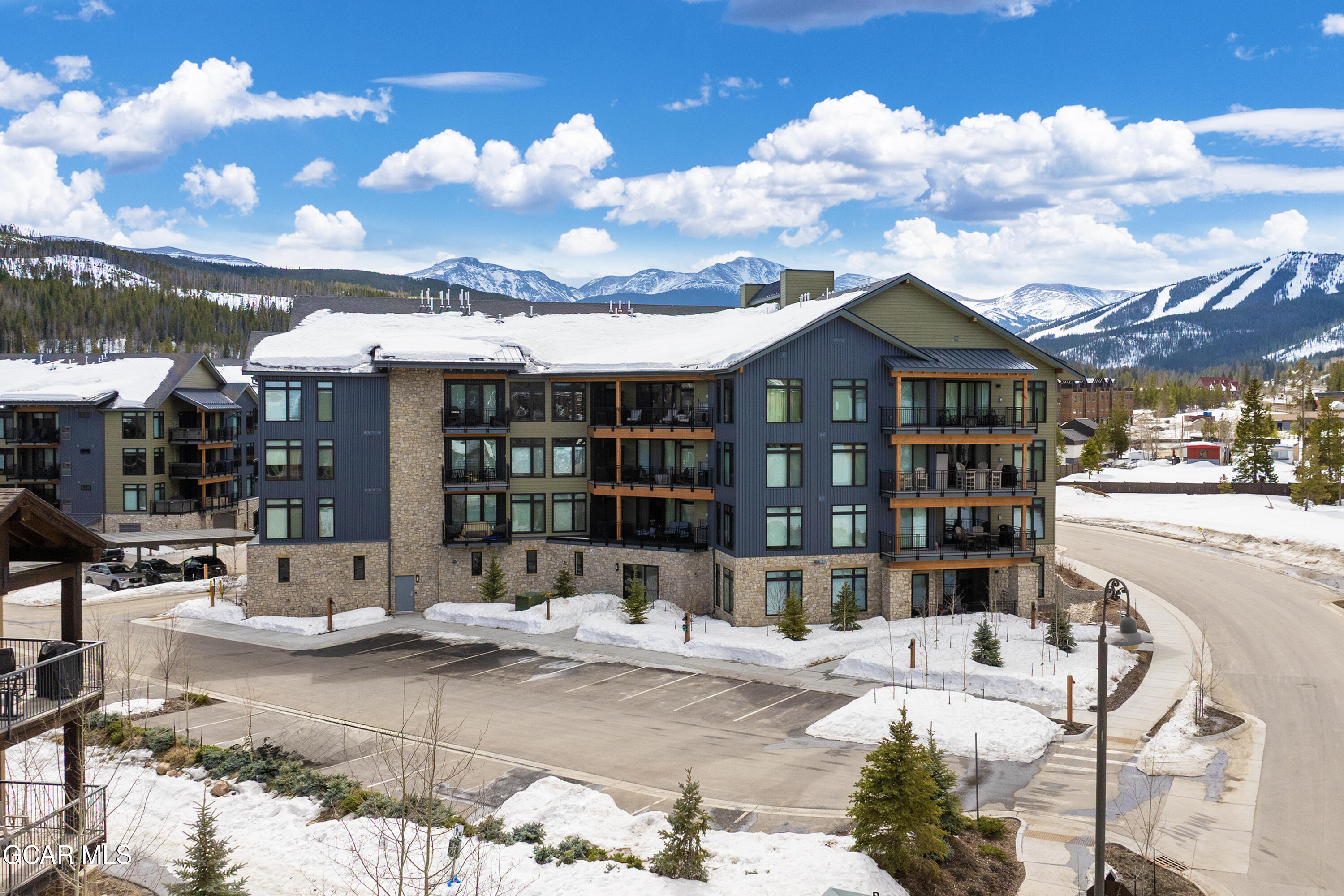 144 Ski Idlewild Road 3304