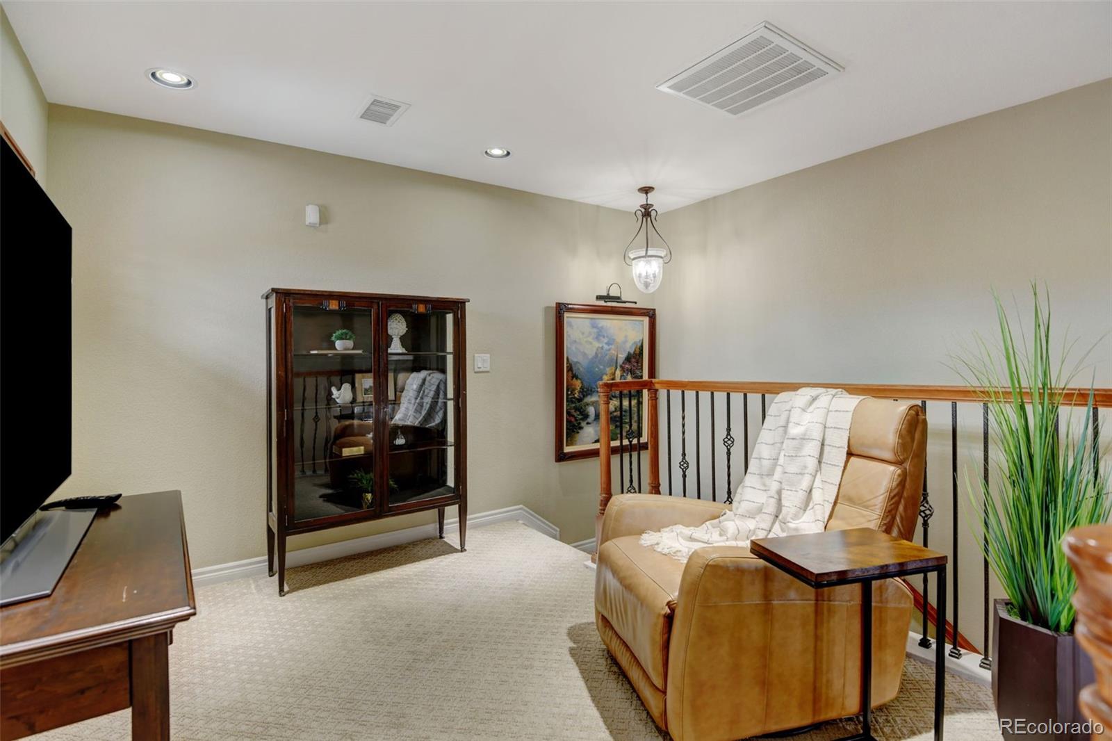 9244 Sori Lane