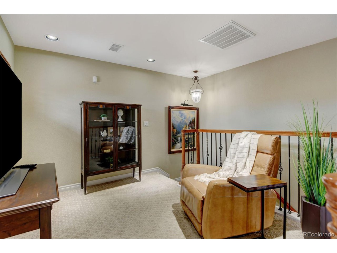 9244 Sori Ln
