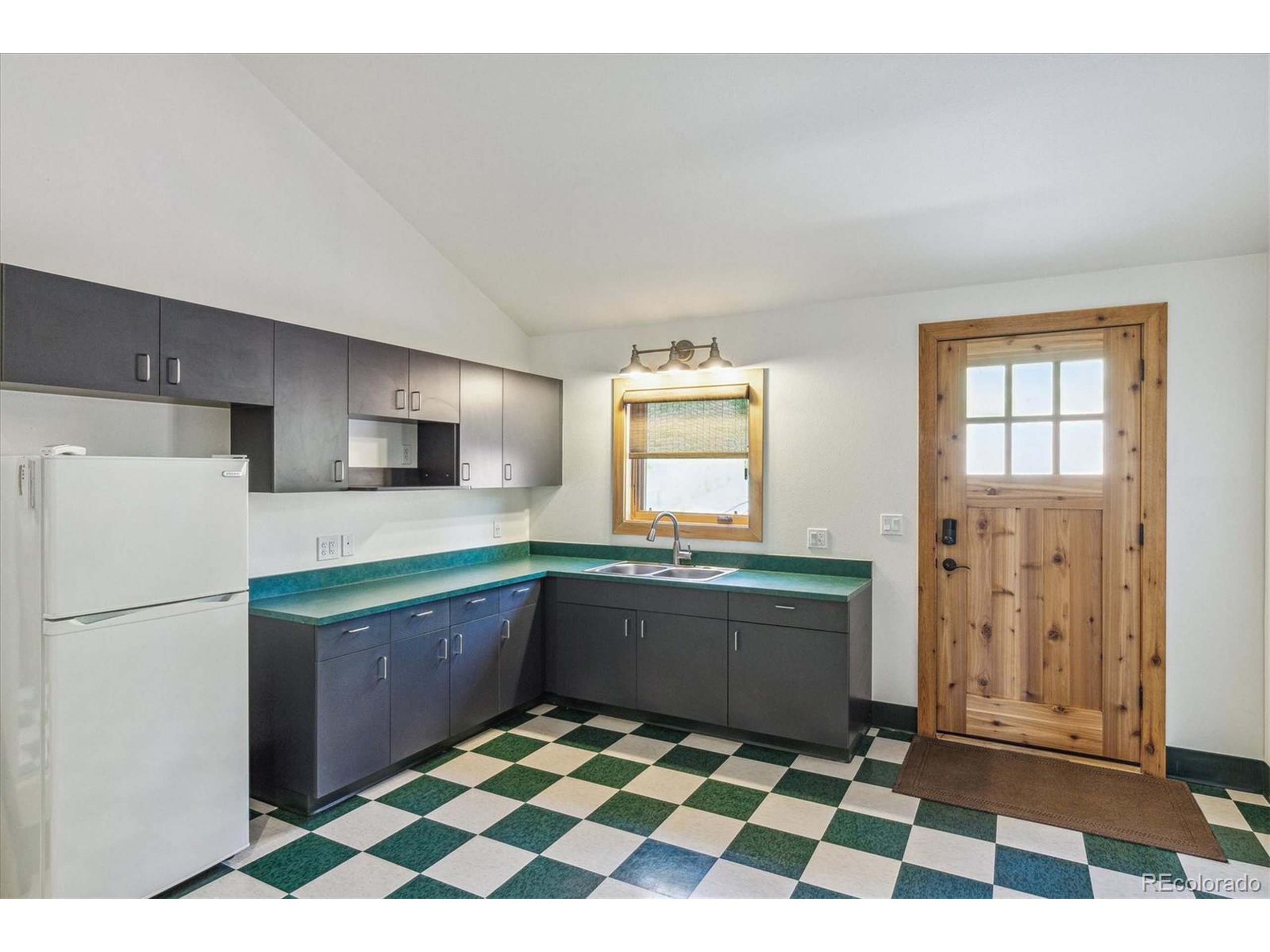 2833 N State Highway 67