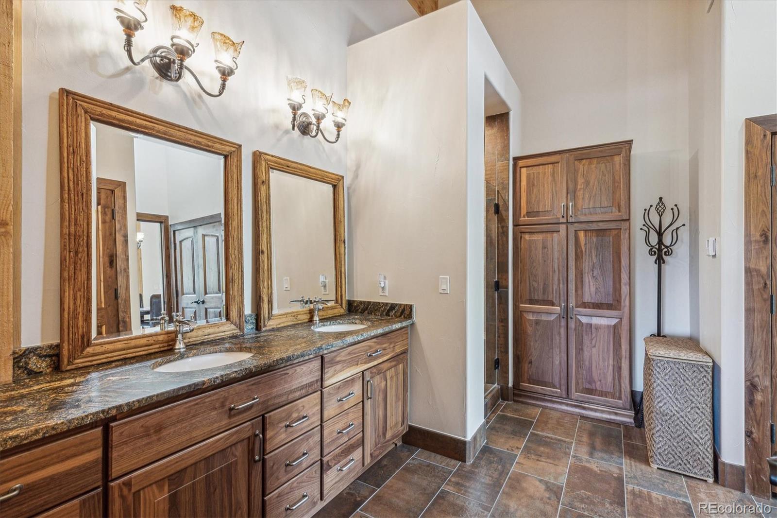 2833 N State Highway 67