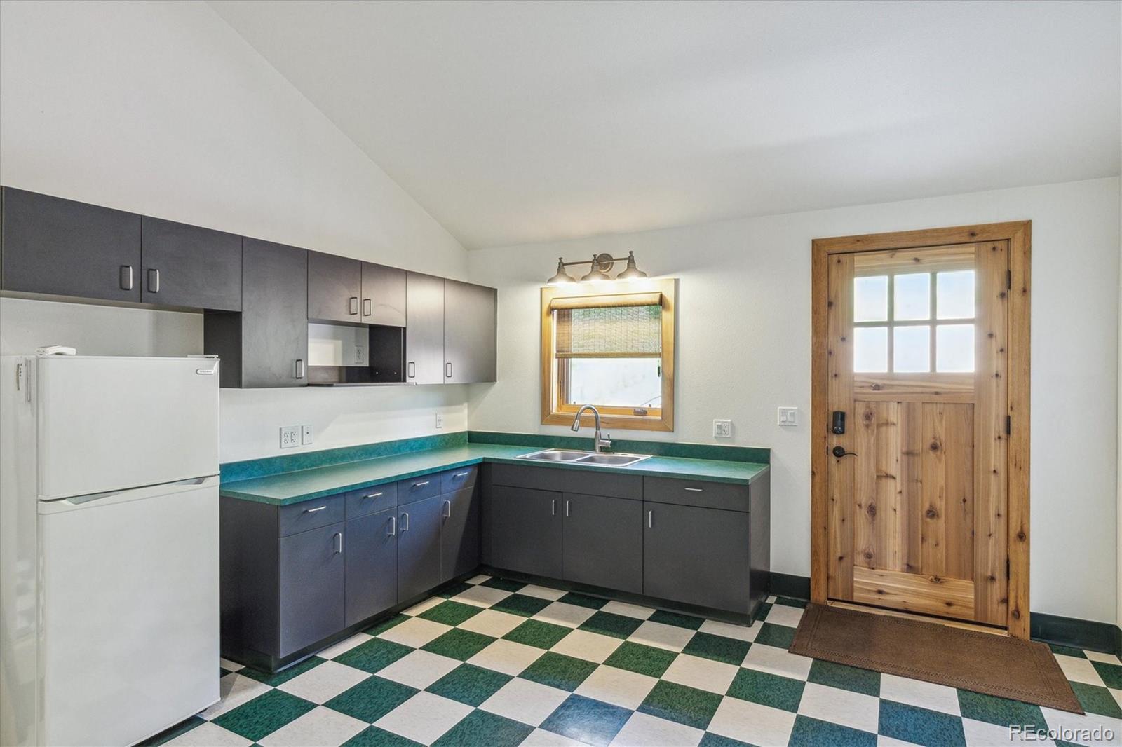 2833 N State Highway 67