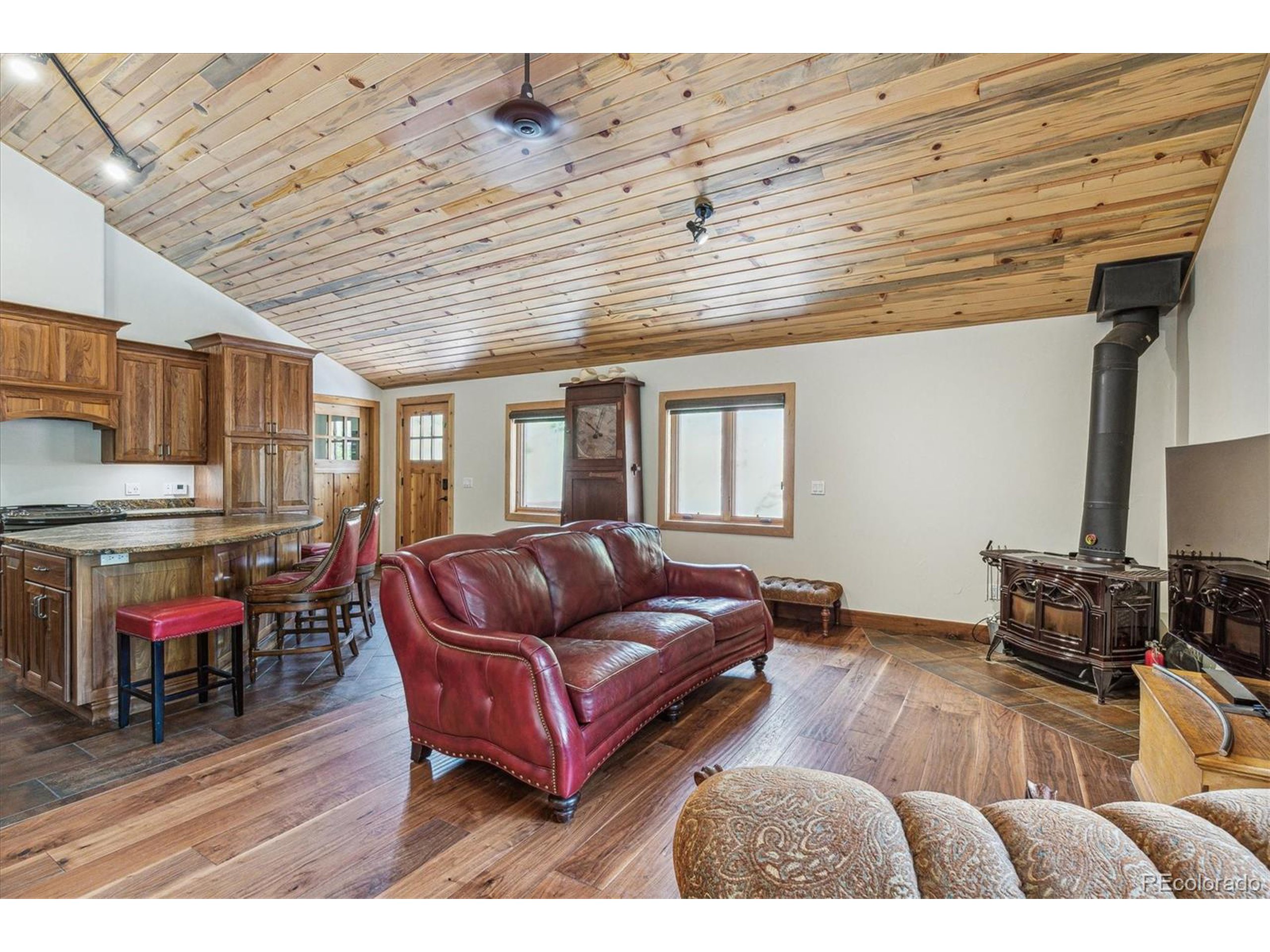 2833 N State Highway 67