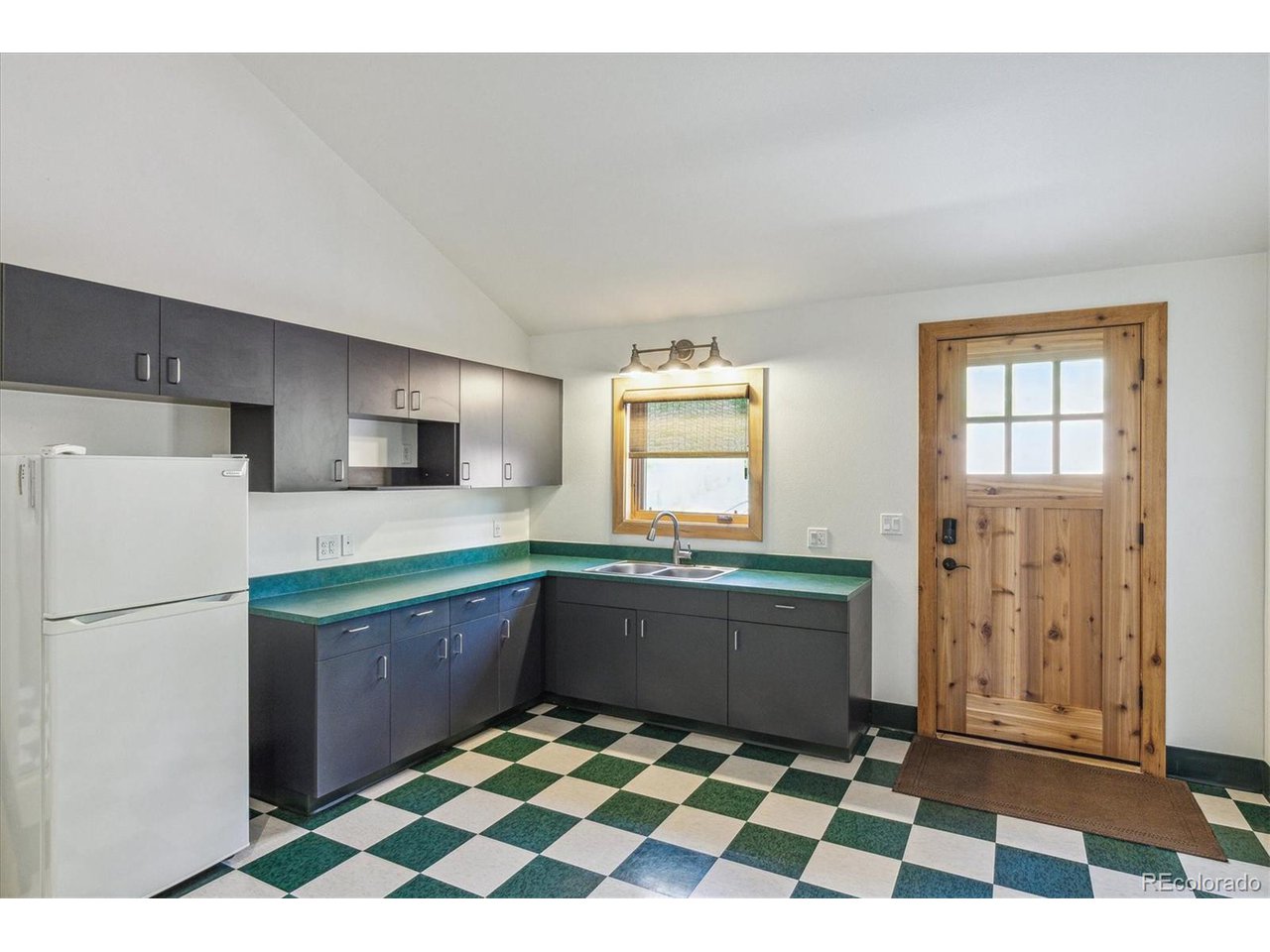 2833 N State Highway 67