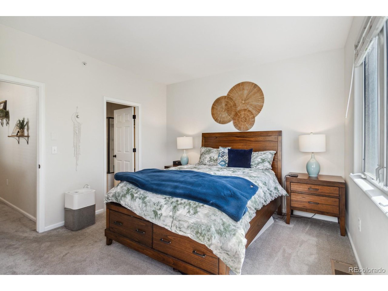2943 W Riverwalk Cir X